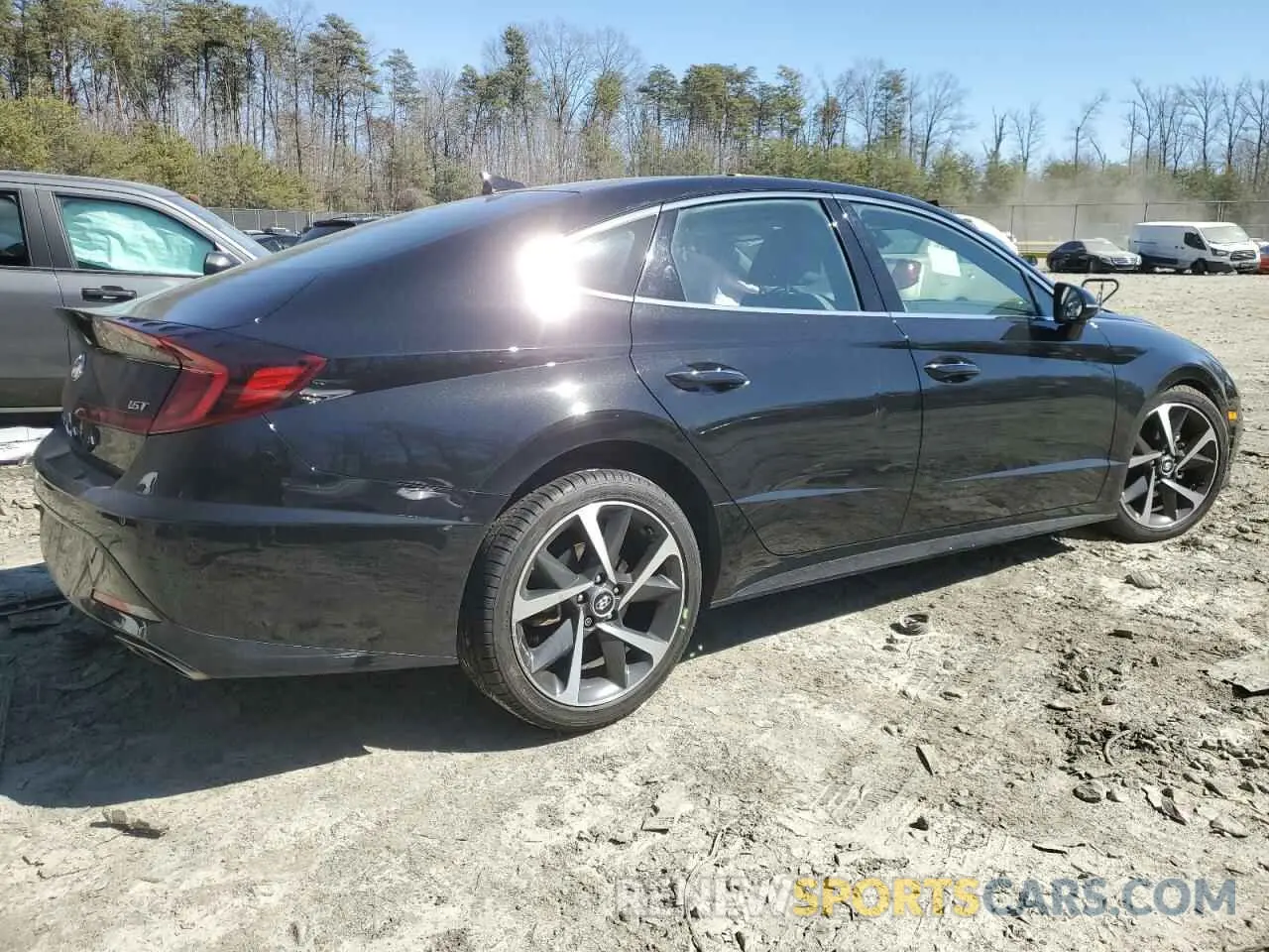 3 Photograph of a damaged car 5NPEJ4J25MH132299 HYUNDAI SONATA 2021