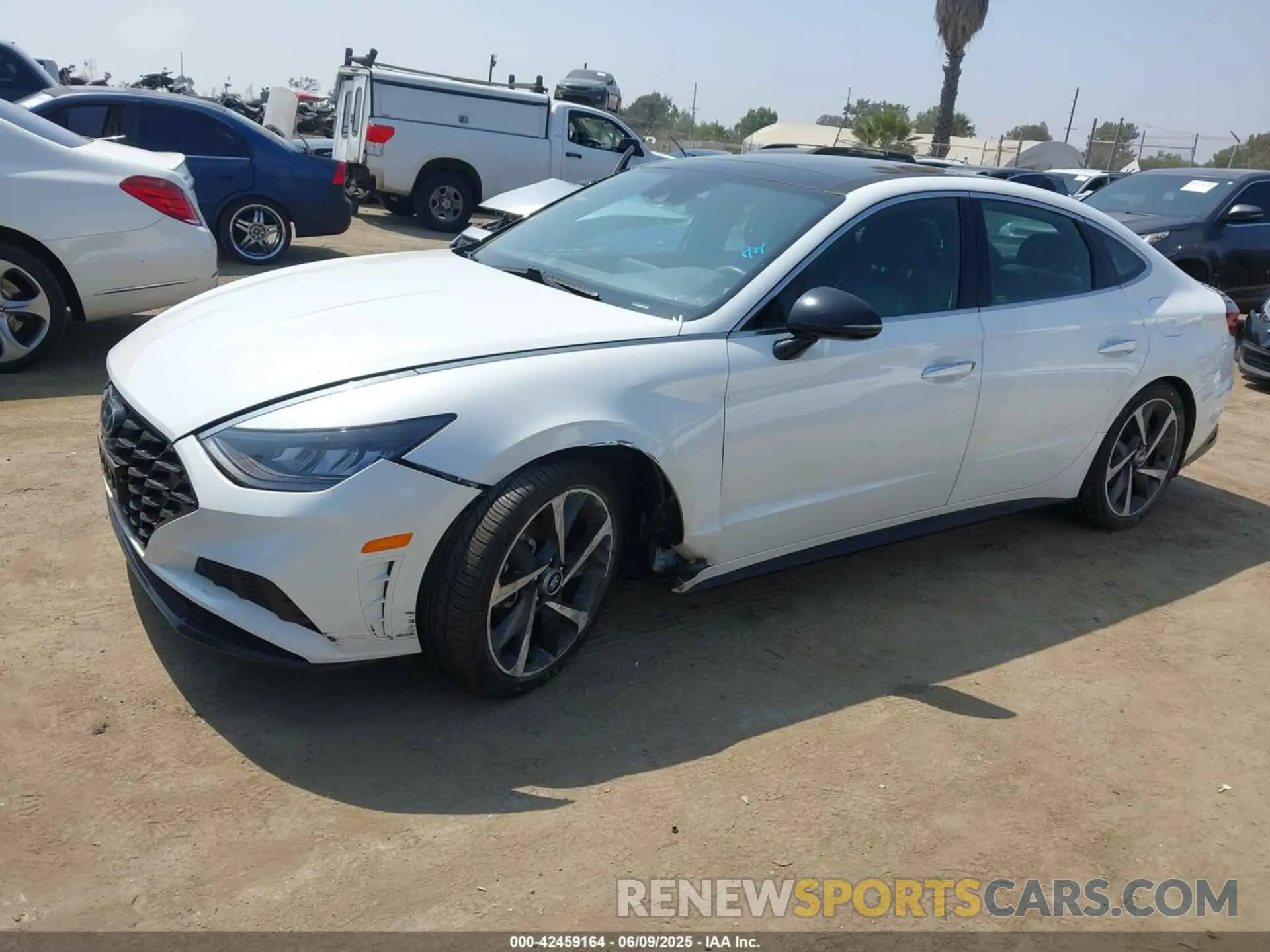 2 Photograph of a damaged car 5NPEJ4J26MH077006 HYUNDAI SONATA 2021