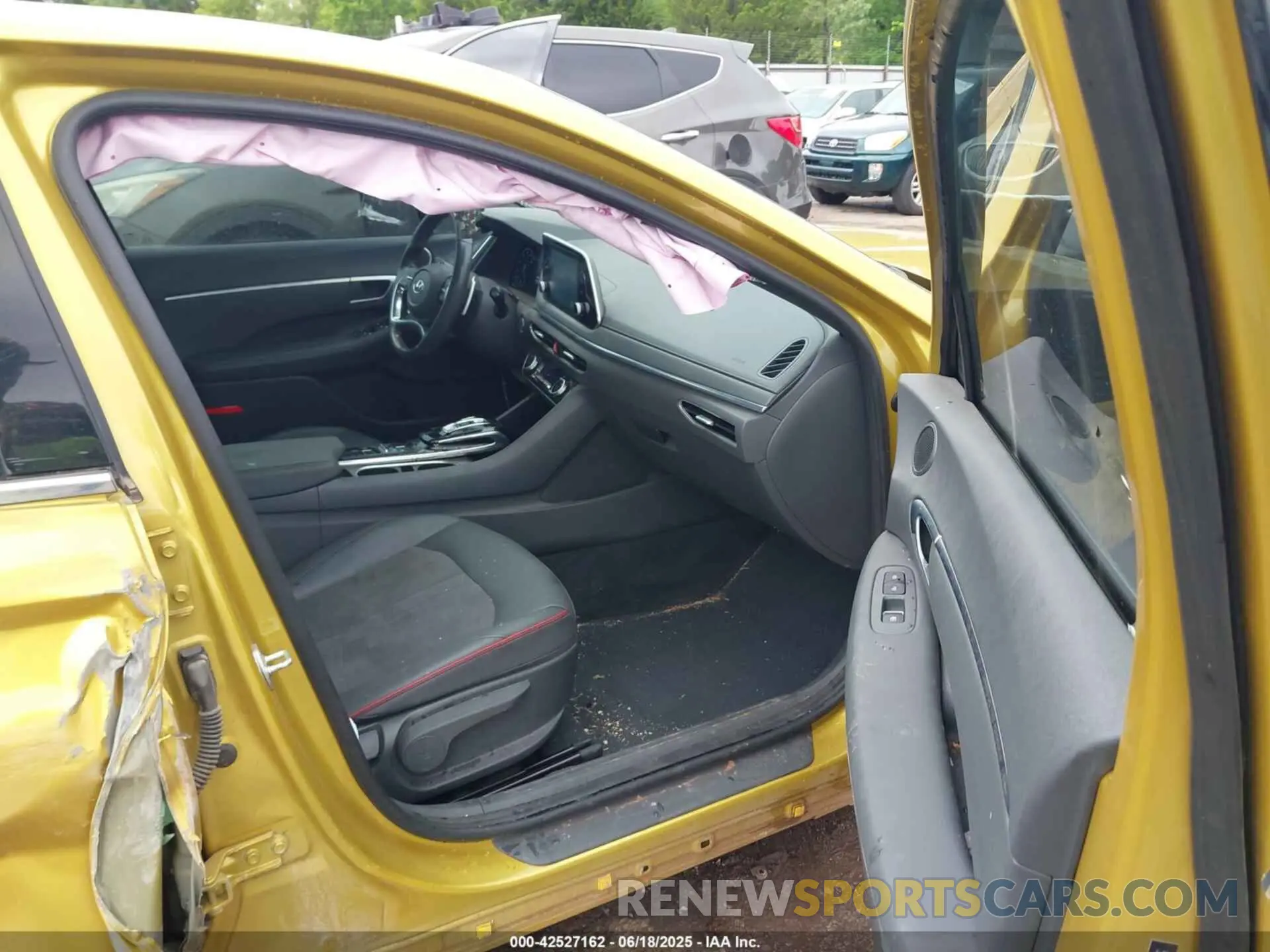5 Photograph of a damaged car 5NPEJ4J27MH068847 HYUNDAI SONATA 2021