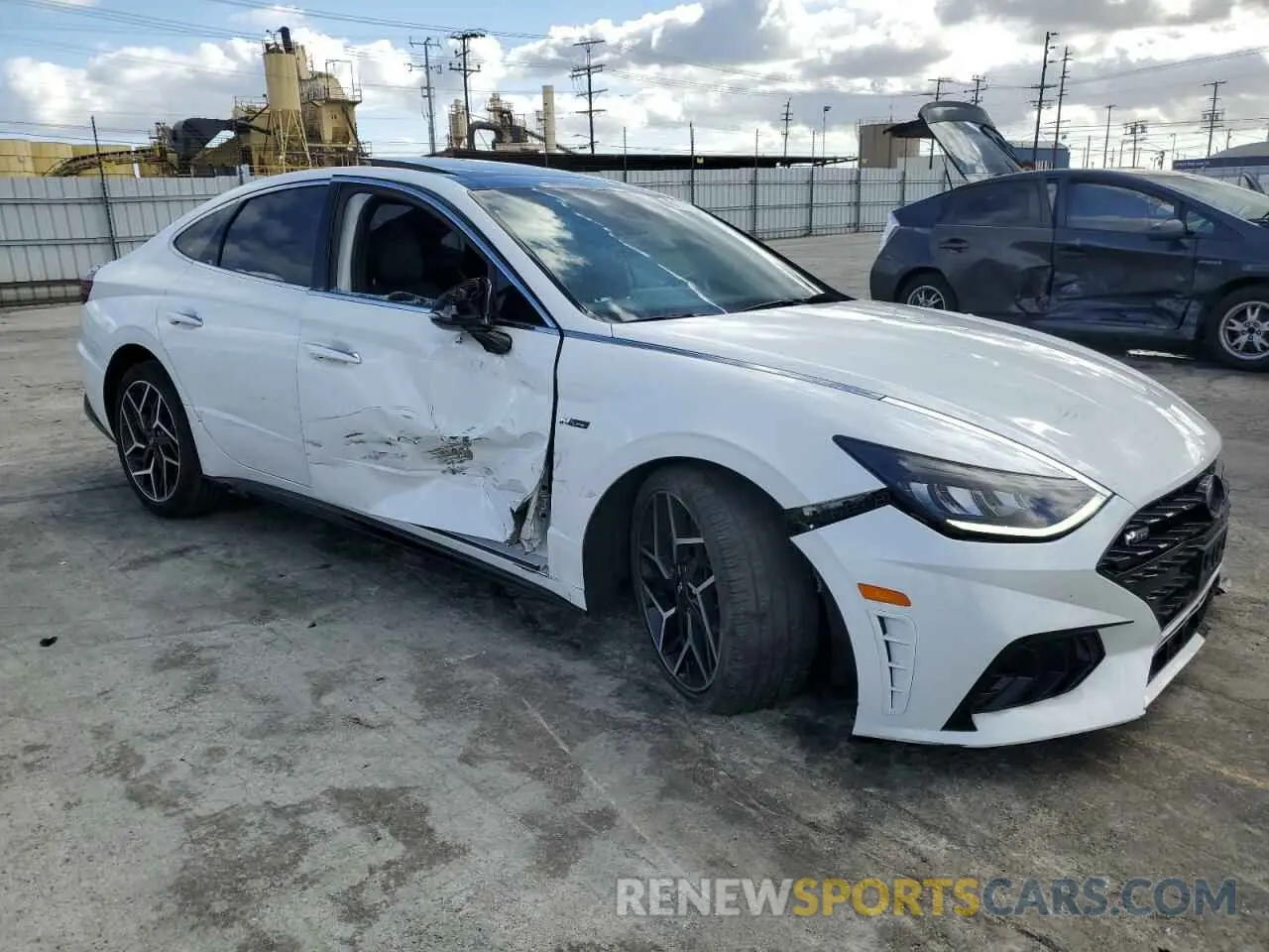 4 Фотография поврежденного автомобиля 5NPEK4JC6MH117610 HYUNDAI SONATA 2021