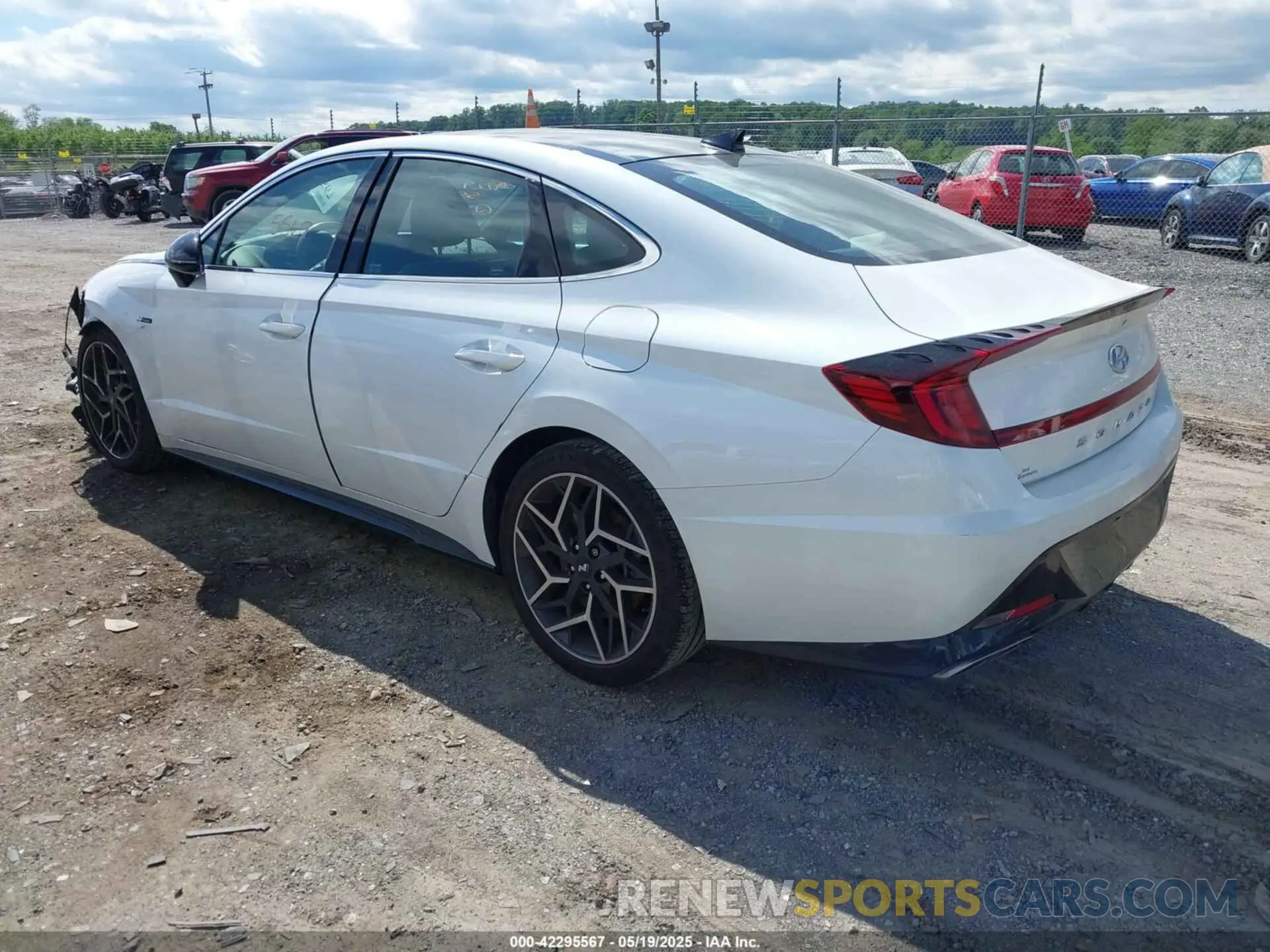 3 Photograph of a damaged car 5NPEK4JC6MH128865 HYUNDAI SONATA 2021