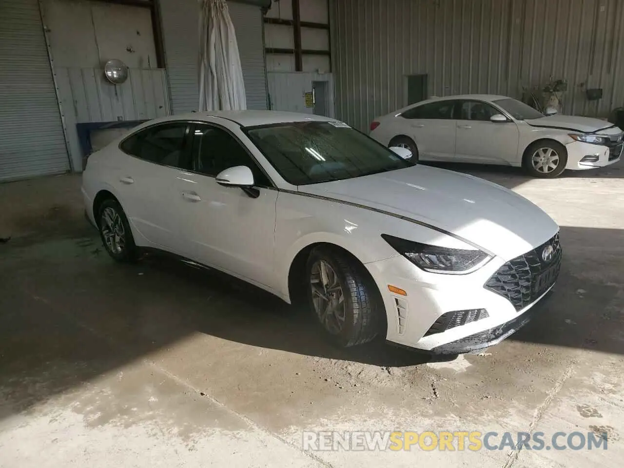 4 Photograph of a damaged car 5NPEL4JA2MH102520 HYUNDAI SONATA 2021