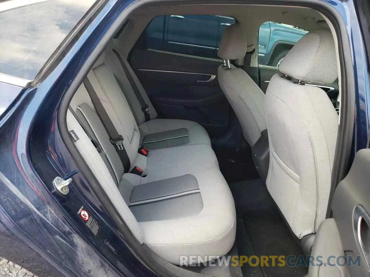 10 Photograph of a damaged car 5NPEL4JA5MH103287 HYUNDAI SONATA 2021