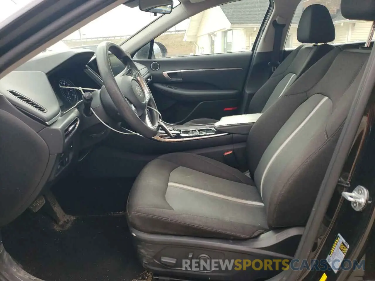 7 Photograph of a damaged car 5NPEL4JA6MH066752 HYUNDAI SONATA 2021