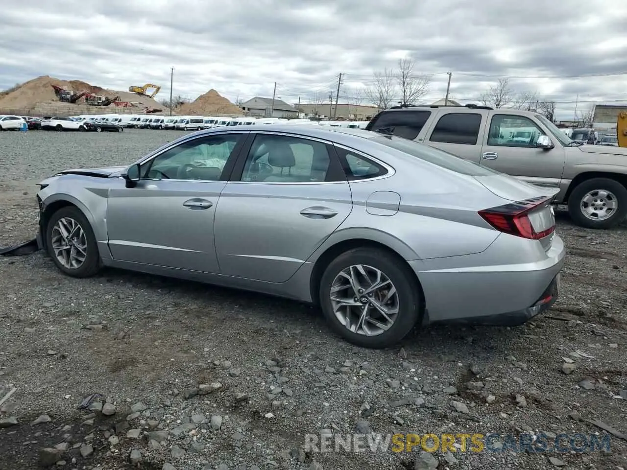 2 Photograph of a damaged car 5NPEL4JA6MH102388 HYUNDAI SONATA 2021