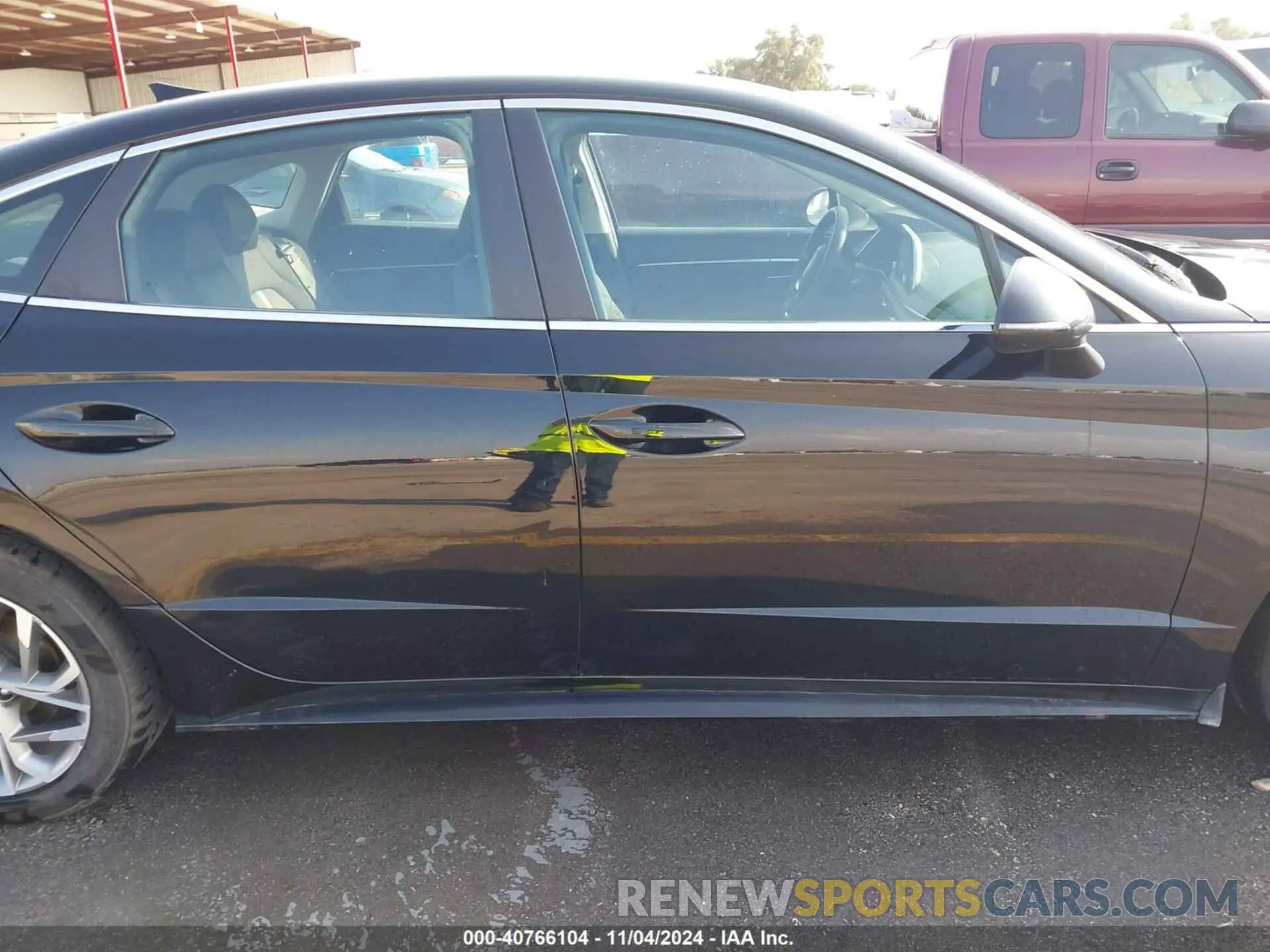 13 Photograph of a damaged car 5NPEL4JA7MH102903 HYUNDAI SONATA 2021