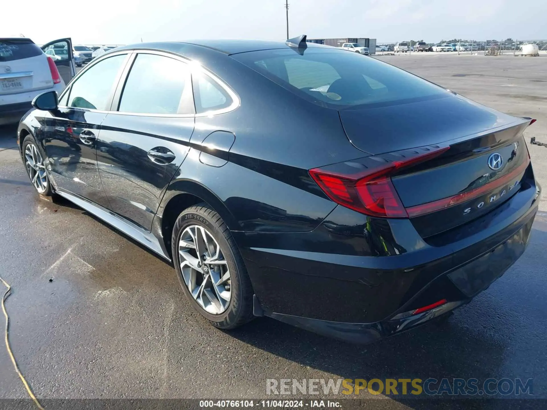 3 Photograph of a damaged car 5NPEL4JA7MH102903 HYUNDAI SONATA 2021