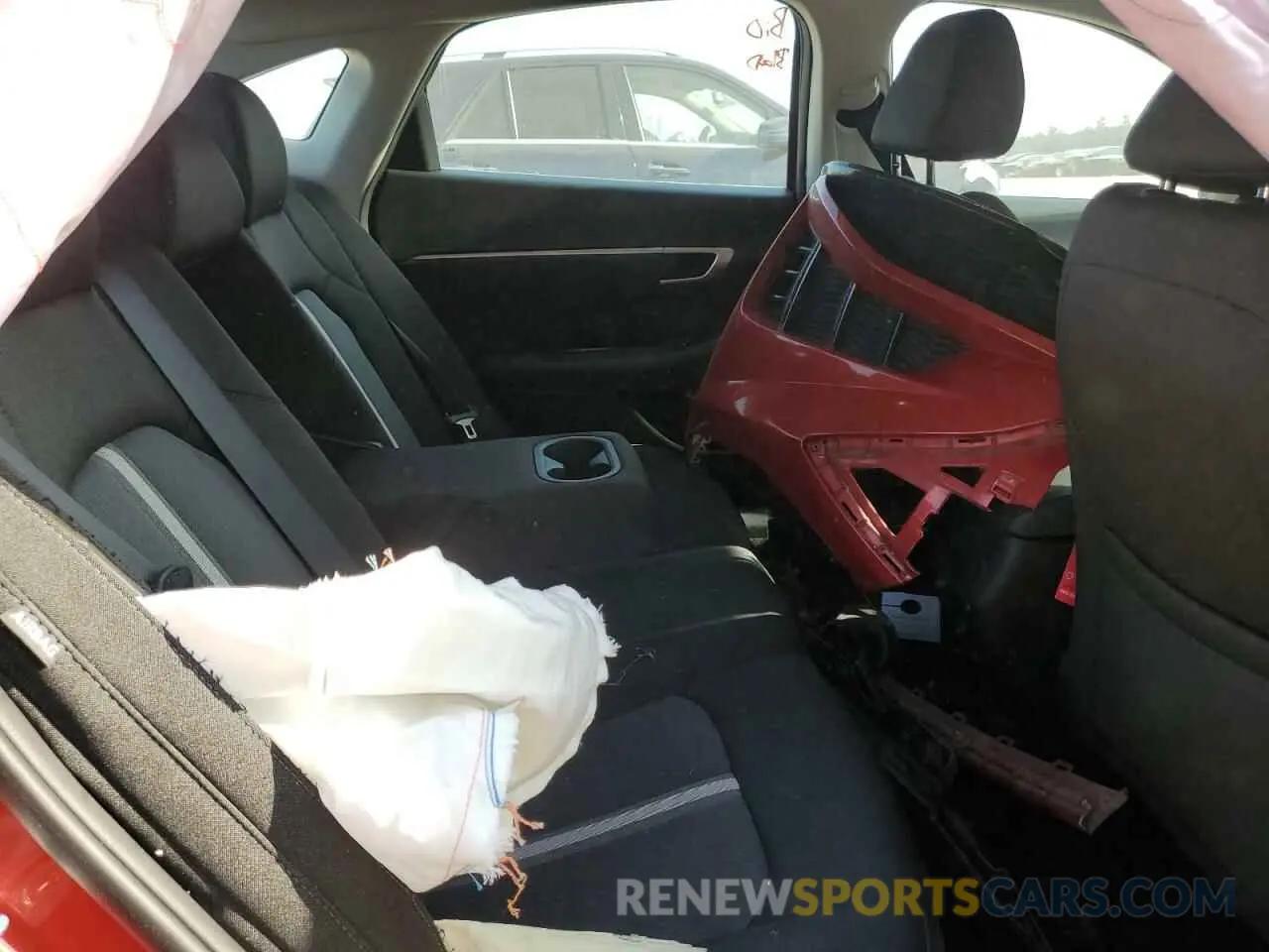 10 Photograph of a damaged car 5NPEL4JA9MH091810 HYUNDAI SONATA 2021