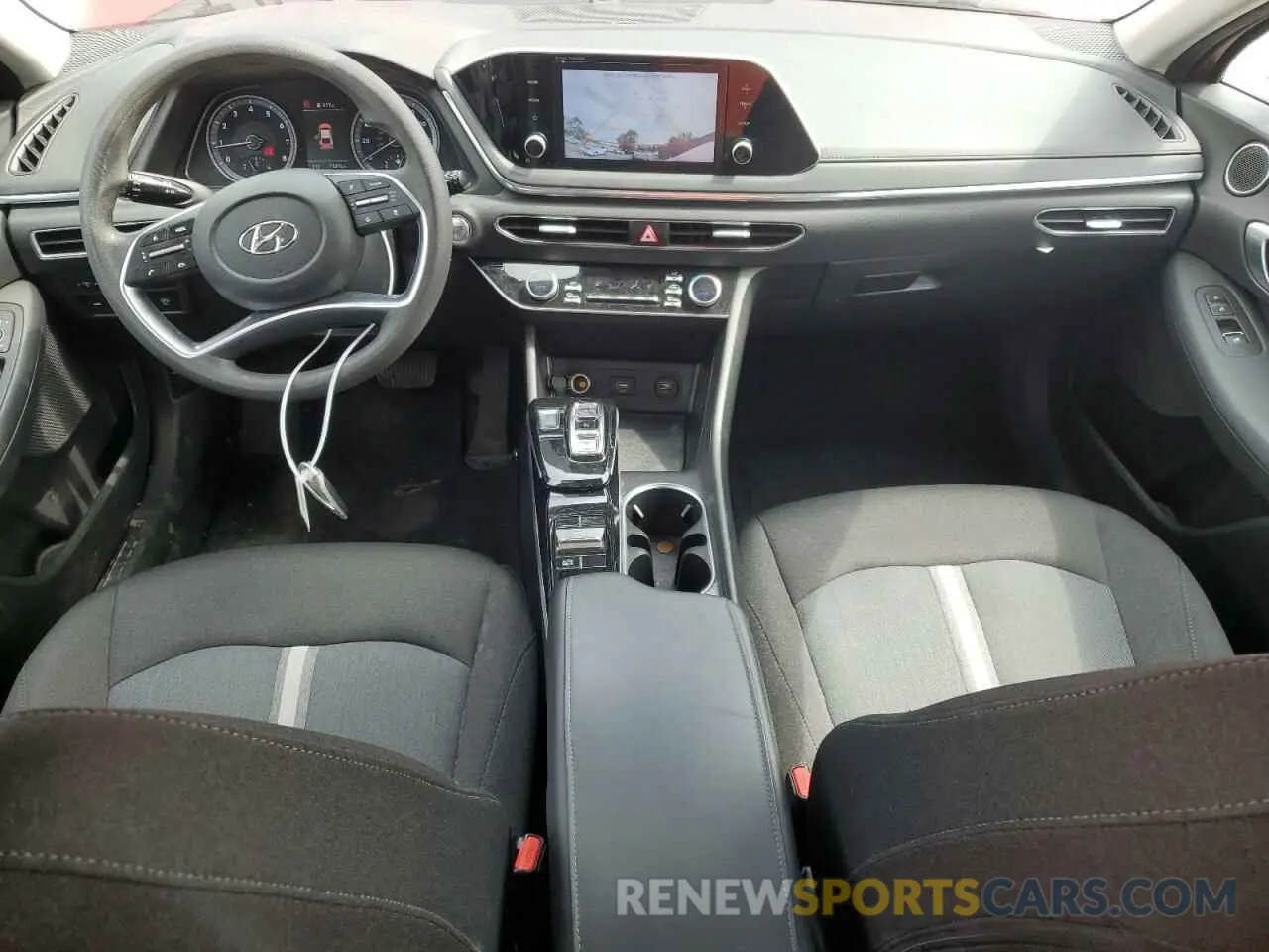 8 Photograph of a damaged car 5NPEL4JA9MH093413 HYUNDAI SONATA 2021