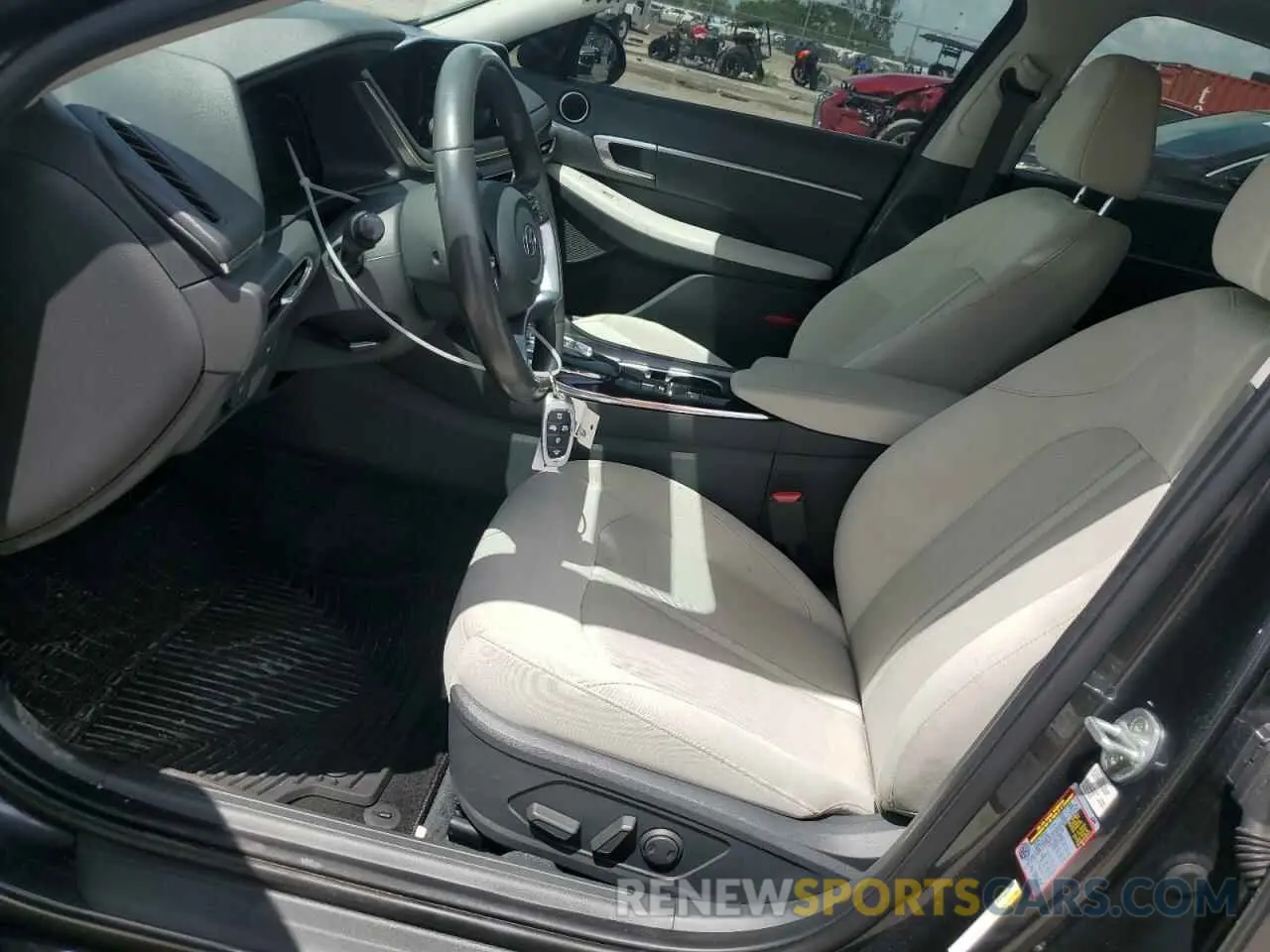 7 Photograph of a damaged car KMHL14JA9MA151584 HYUNDAI SONATA 2021