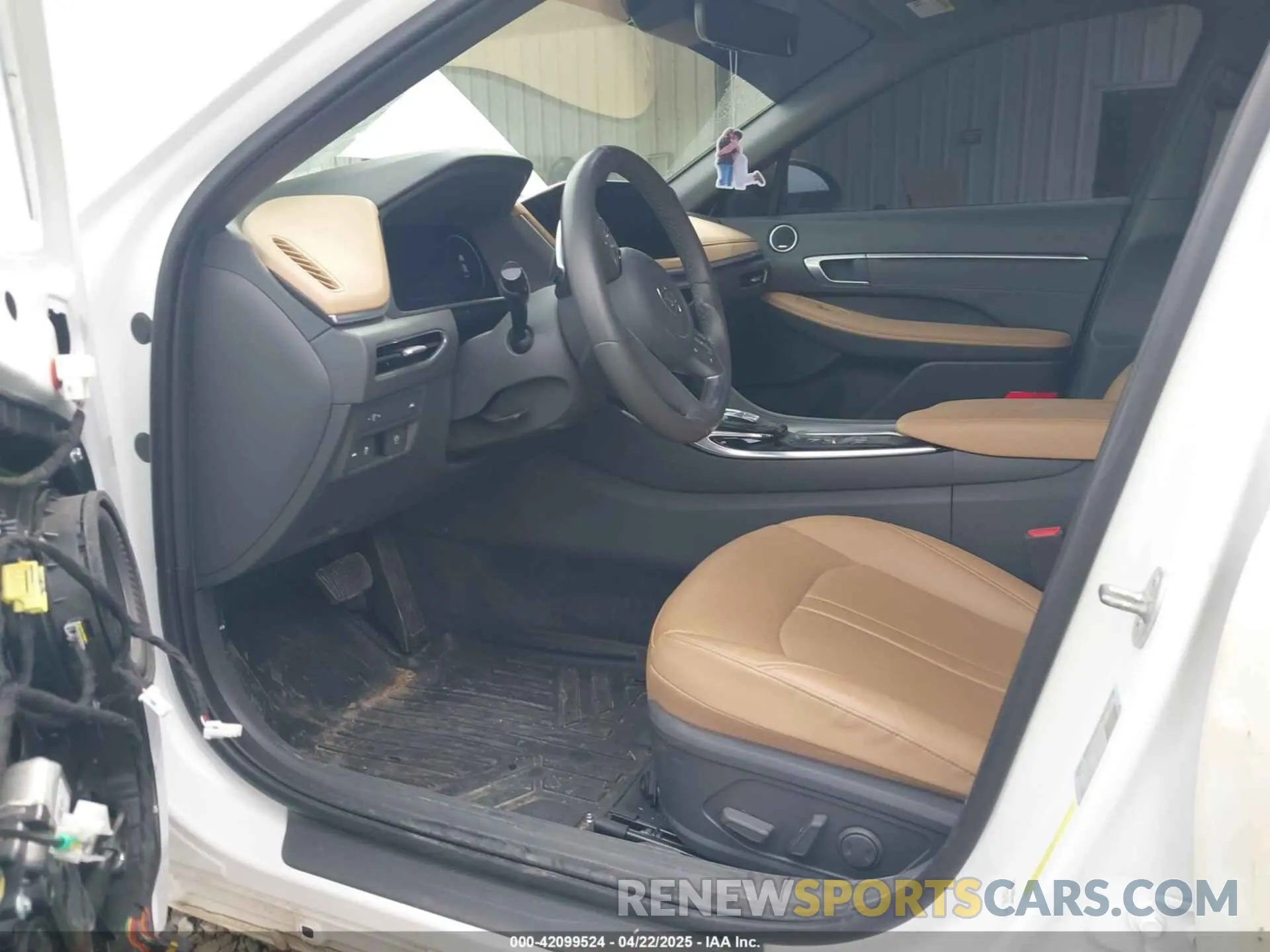 5 Фотография поврежденного автомобиля KMHL34J25MA154162 HYUNDAI SONATA 2021
