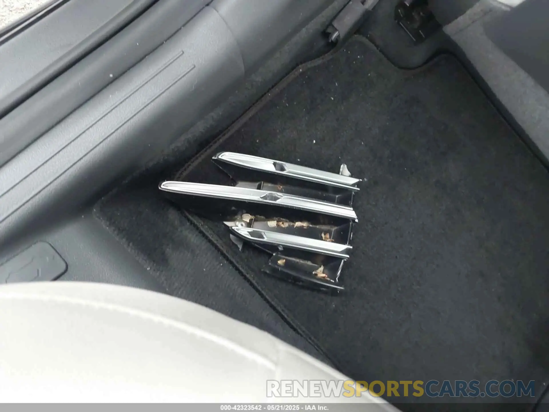12 Photograph of a damaged car KMHL34JJ3MA020001 HYUNDAI SONATA 2021