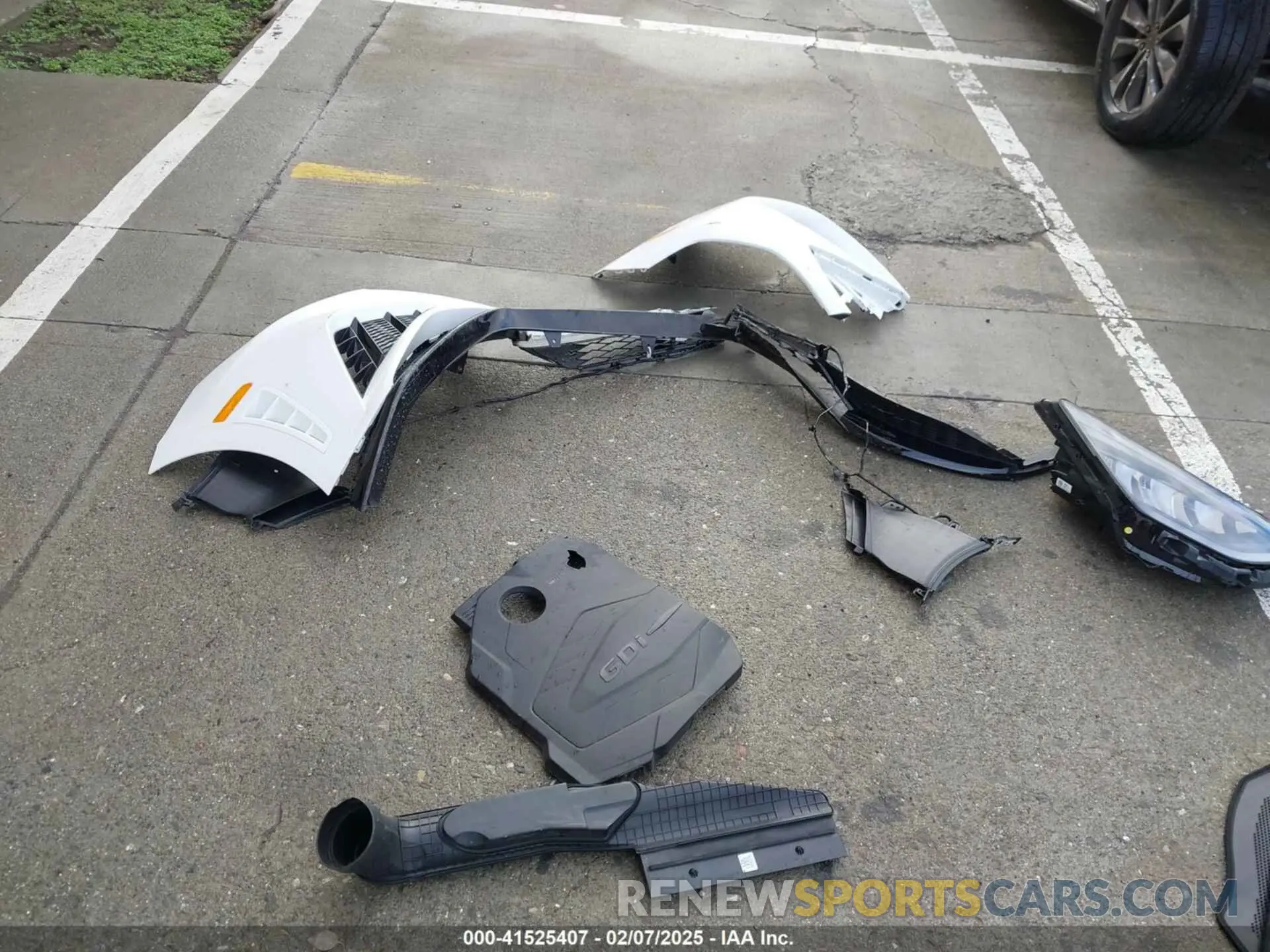 12 Photograph of a damaged car KMHL64JA3MA153042 HYUNDAI SONATA 2021