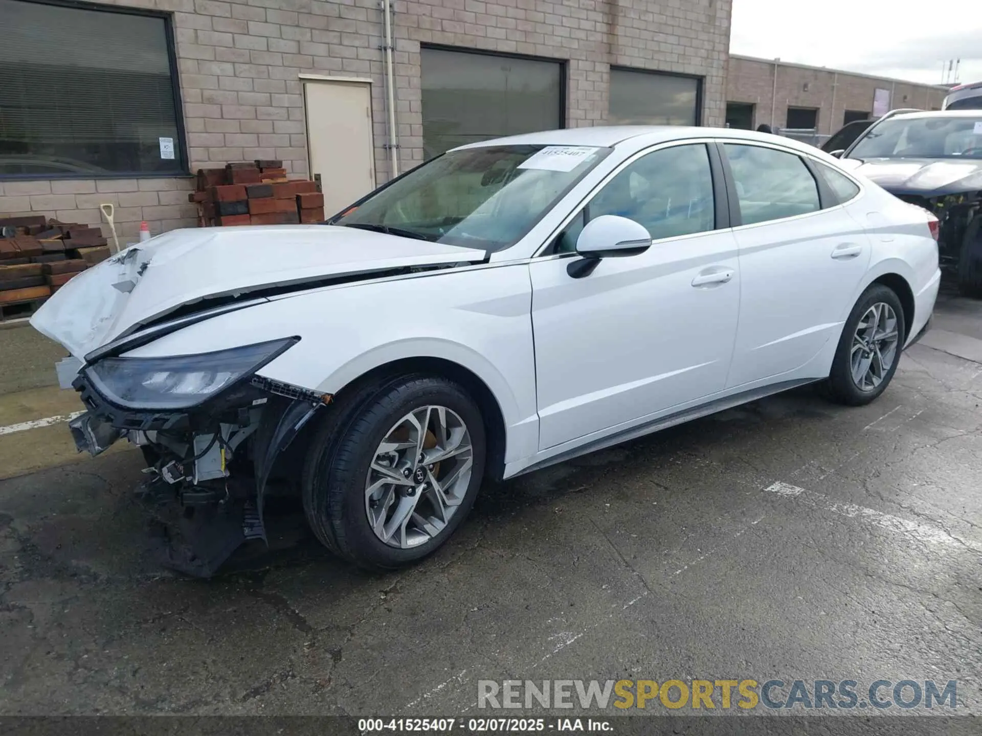 2 Photograph of a damaged car KMHL64JA3MA153042 HYUNDAI SONATA 2021