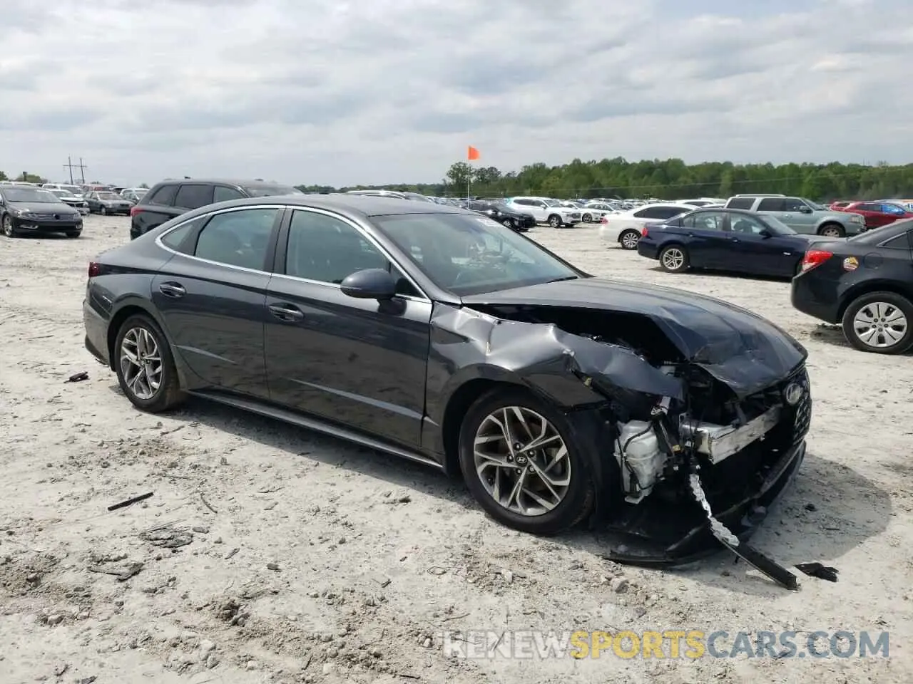 4 Photograph of a damaged car KMHL64JAXMA144421 HYUNDAI SONATA 2021