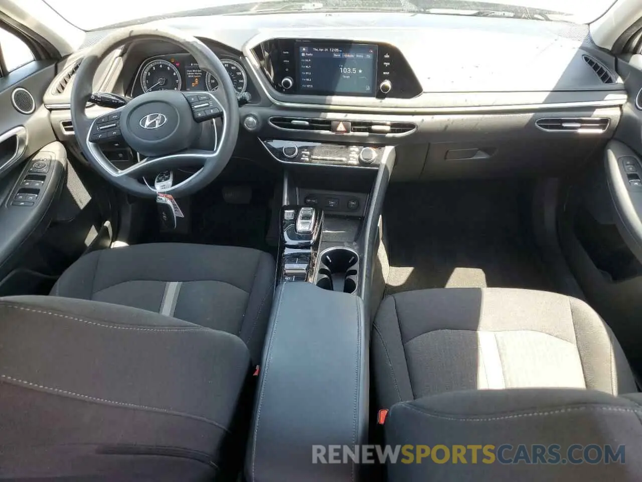 8 Photograph of a damaged car KMHL64JAXMA145522 HYUNDAI SONATA 2021