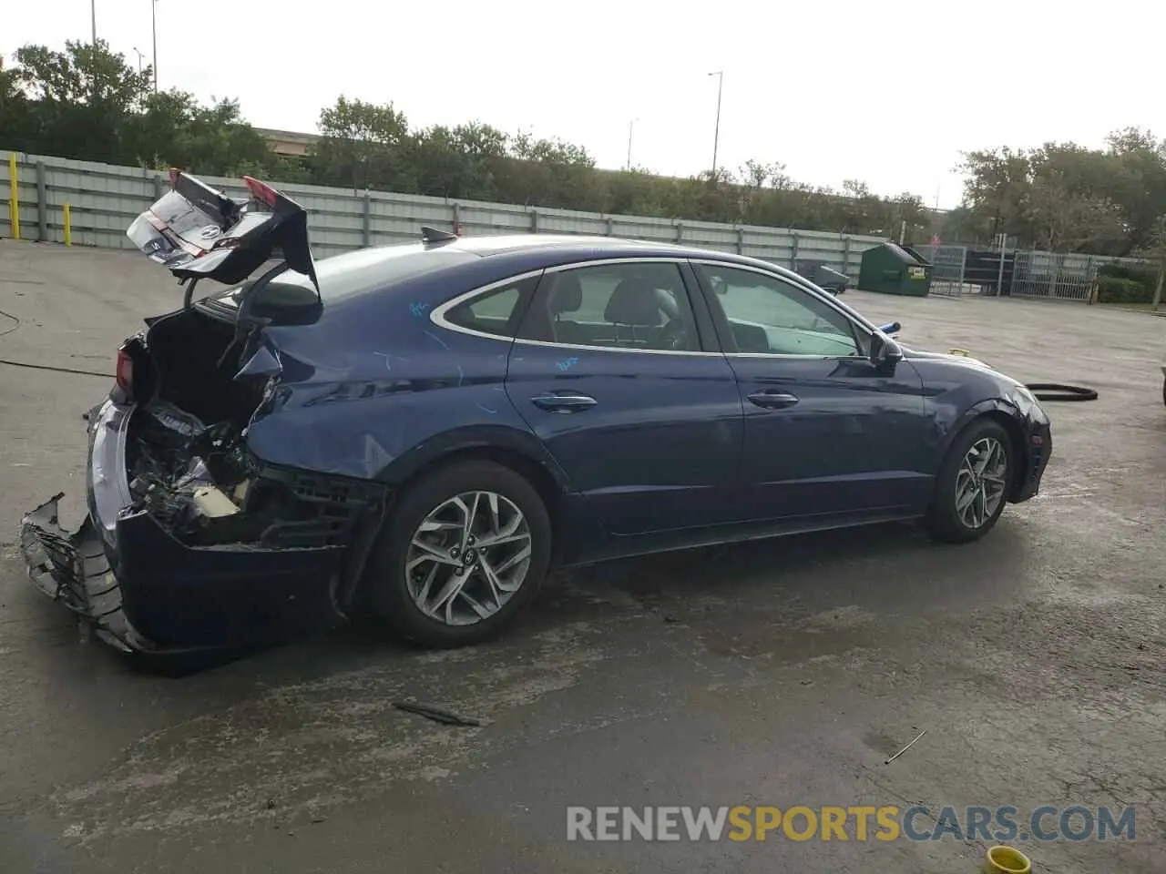 3 Photograph of a damaged car 5NPEF4JA0NH141809 HYUNDAI SONATA 2022