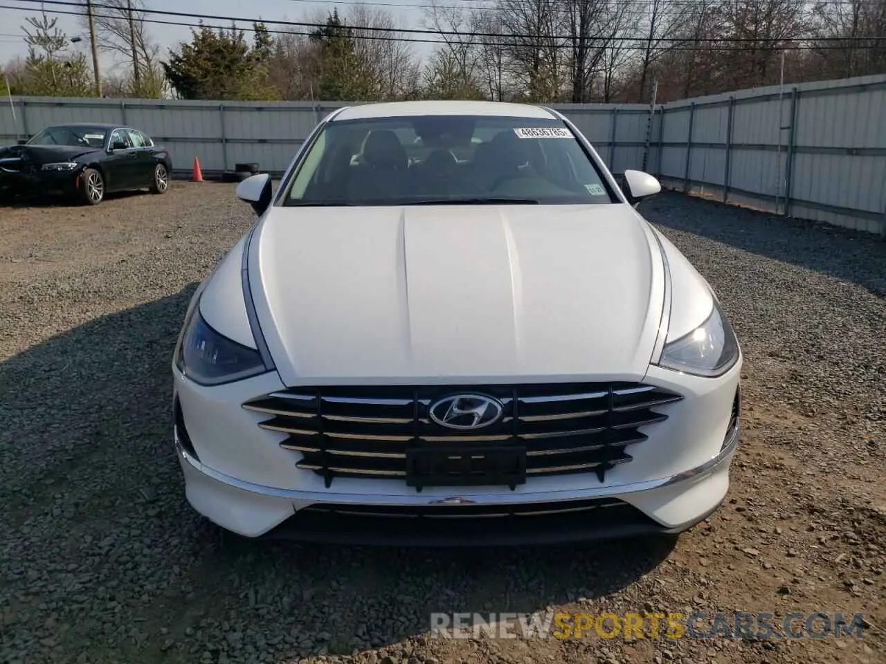 5 Photograph of a damaged car 5NPEG4JA0NH143654 HYUNDAI SONATA 2022