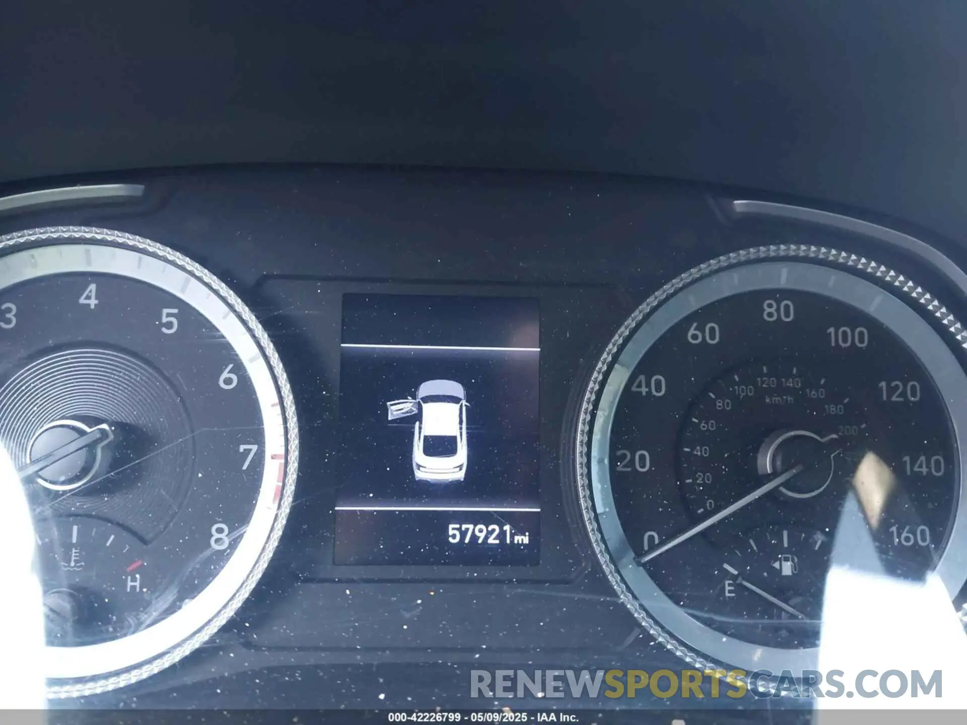 7 Photograph of a damaged car 5NPEG4JA1NH147793 HYUNDAI SONATA 2022