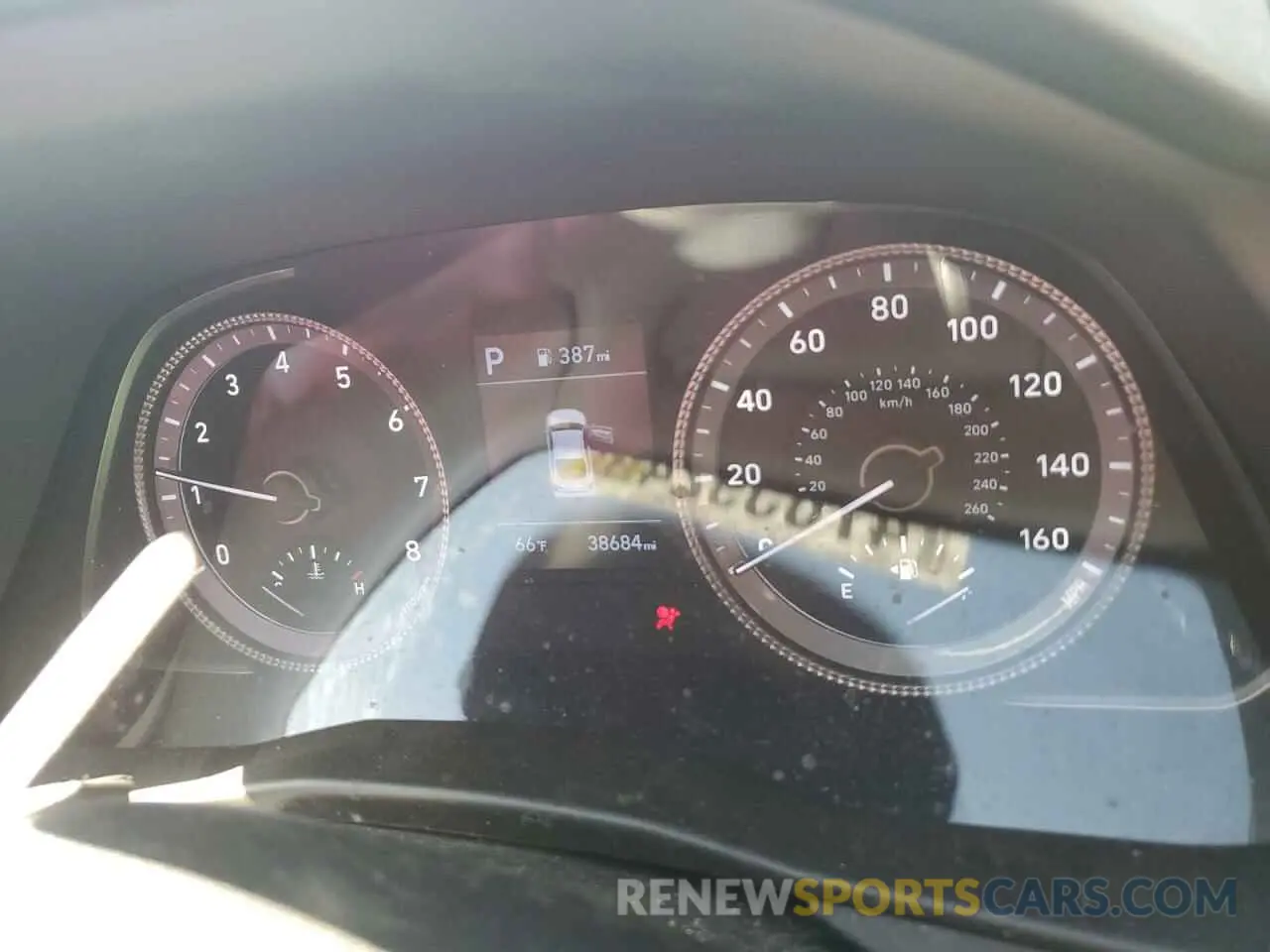 9 Photograph of a damaged car 5NPEG4JA3NH133944 HYUNDAI SONATA 2022