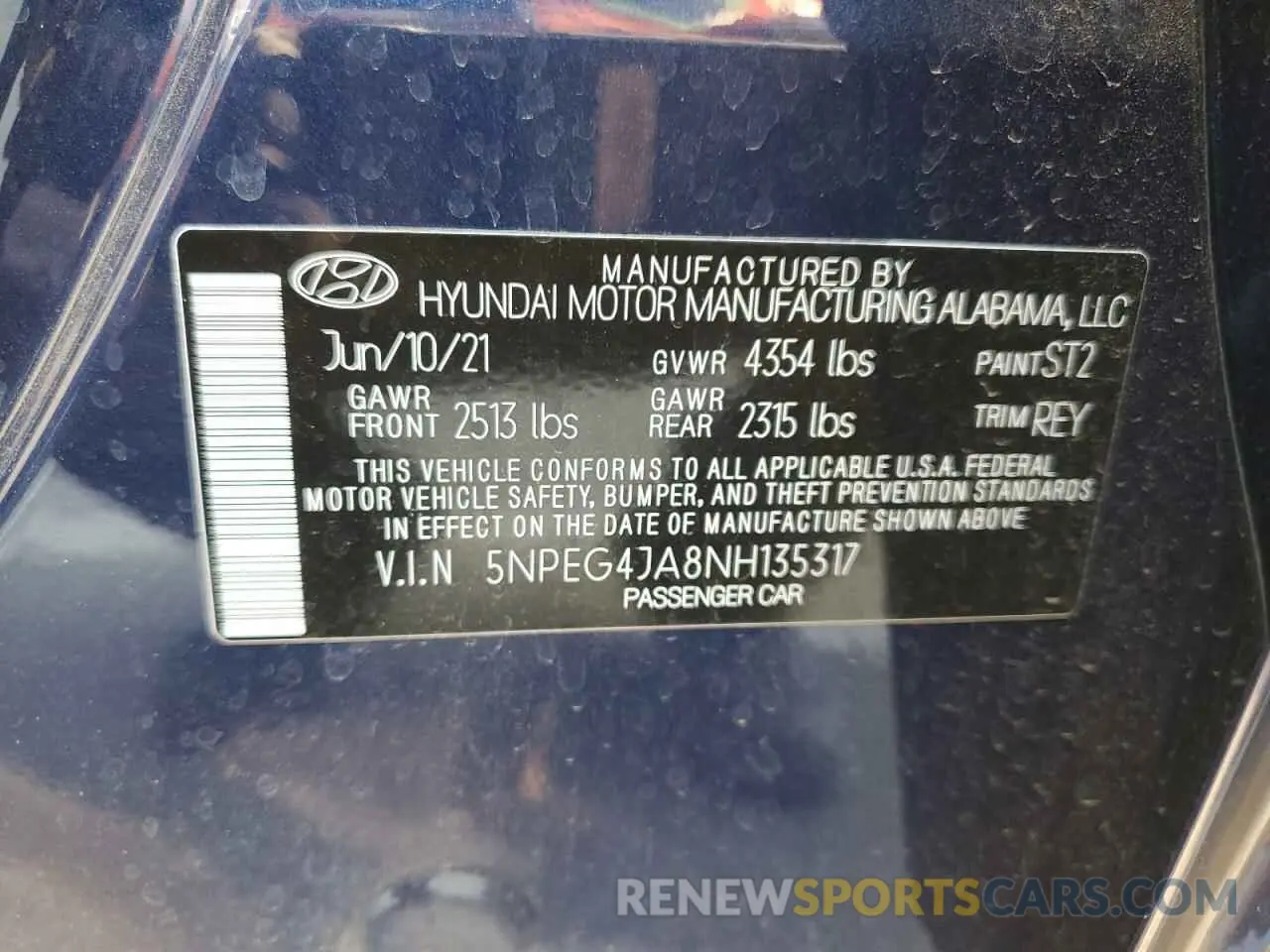 12 Photograph of a damaged car 5NPEG4JA8NH135317 HYUNDAI SONATA 2022