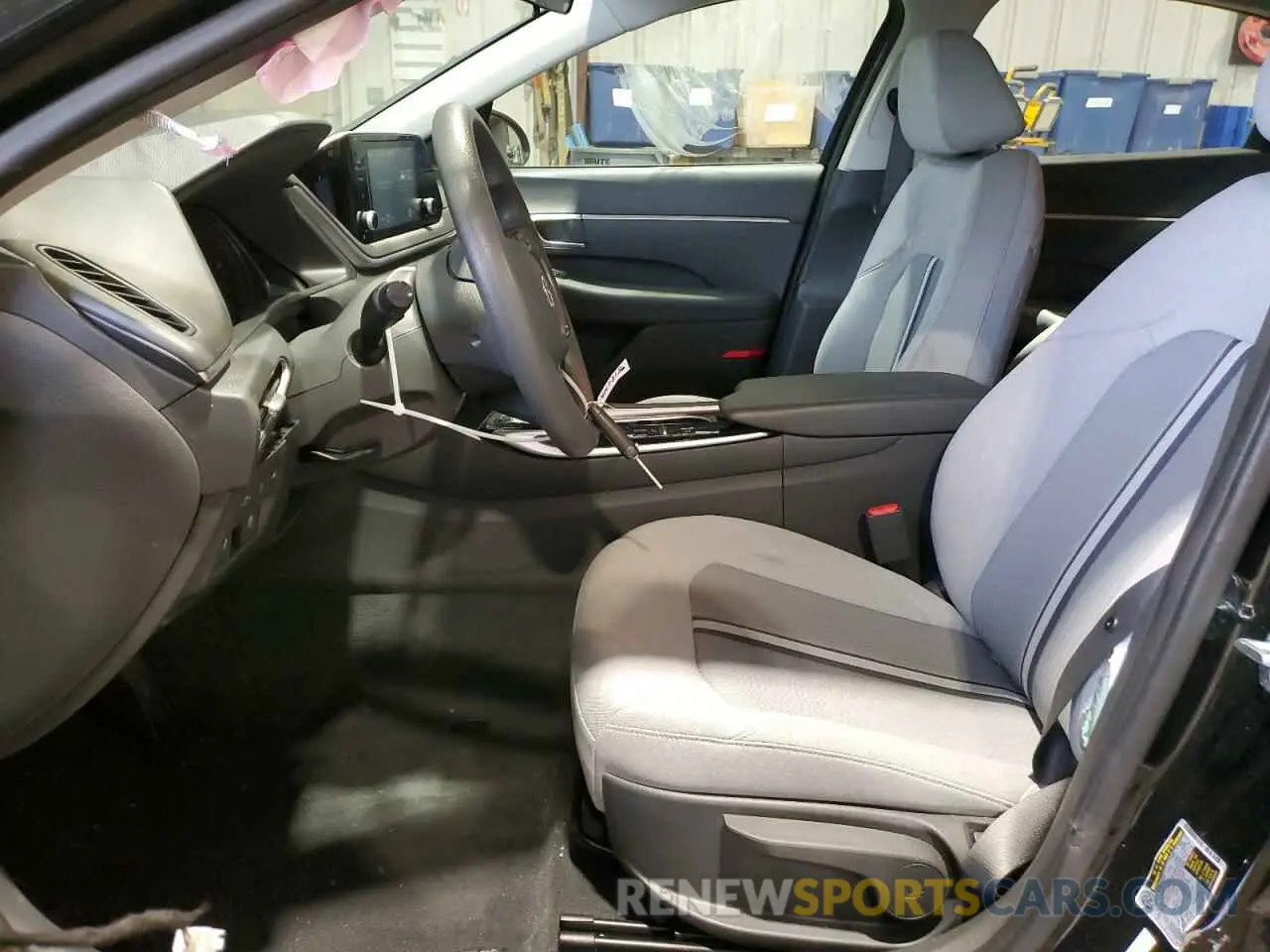 7 Photograph of a damaged car 5NPEG4JA9NH139165 HYUNDAI SONATA 2022