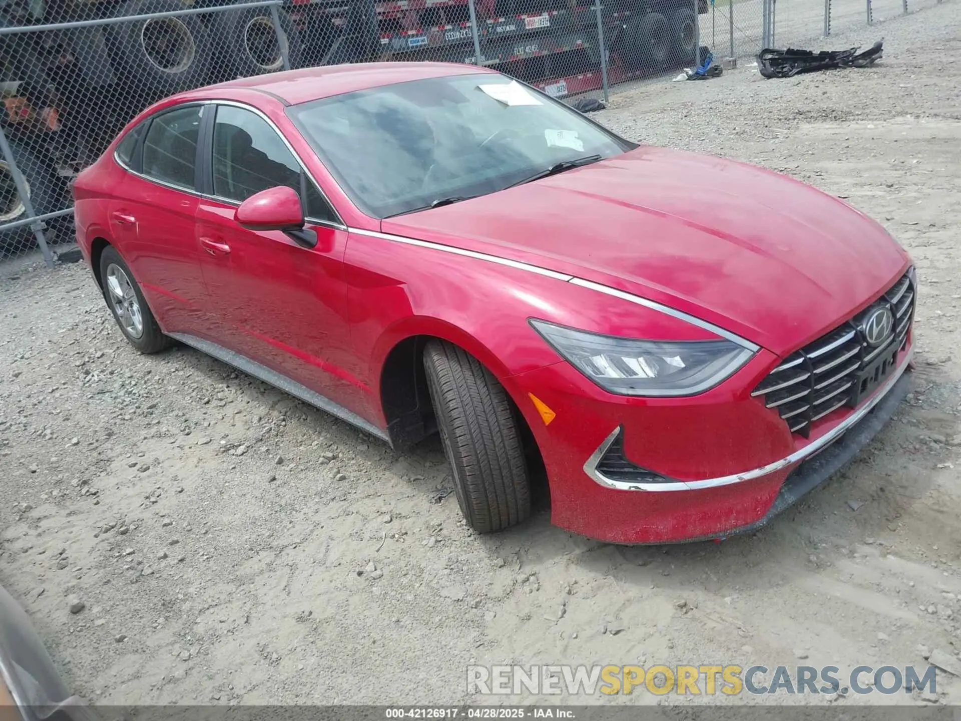 1 Photograph of a damaged car 5NPEG4JA9NH143457 HYUNDAI SONATA 2022