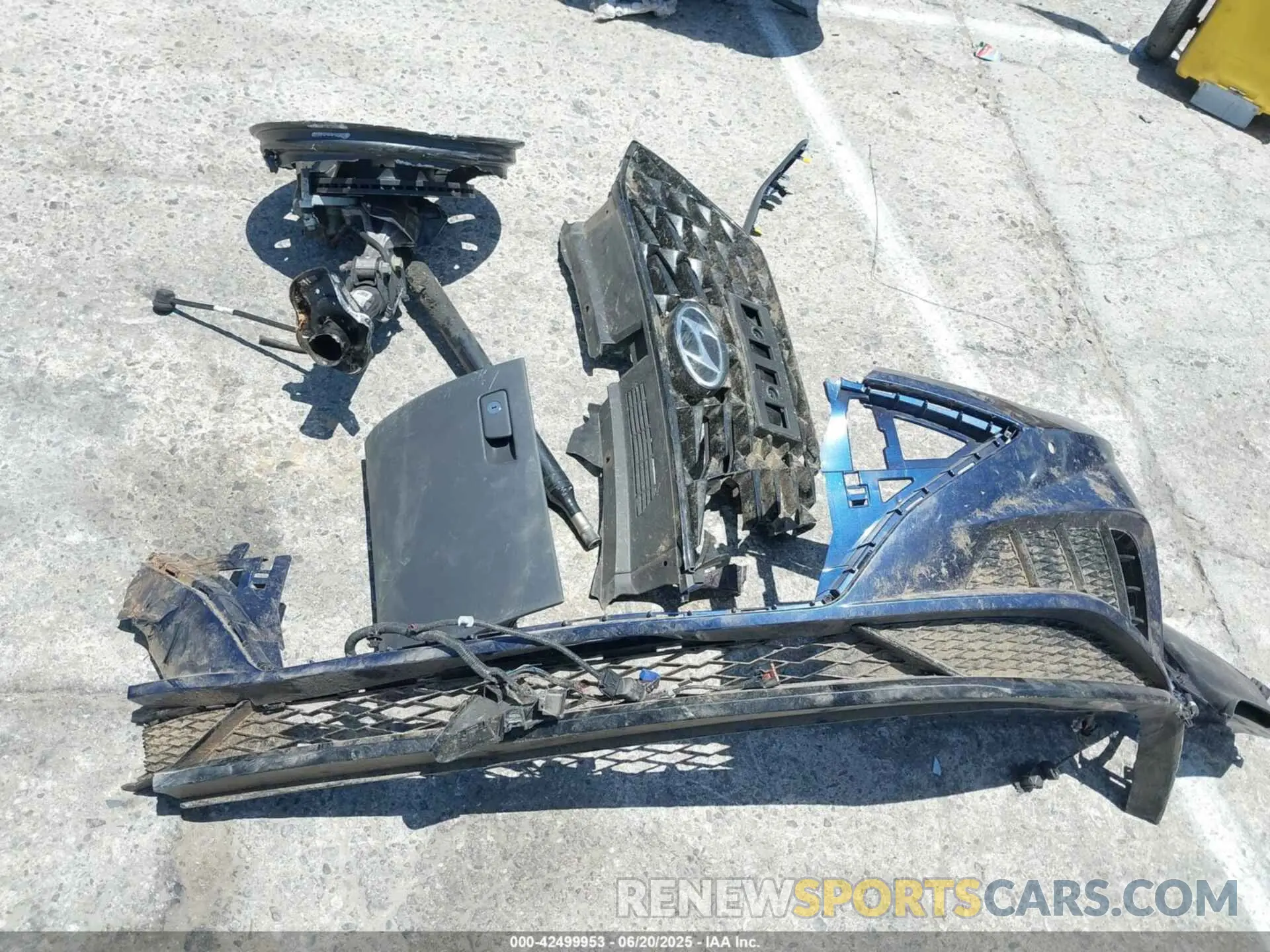 17 Photograph of a damaged car 5NPEH4J25NH148239 HYUNDAI SONATA 2022