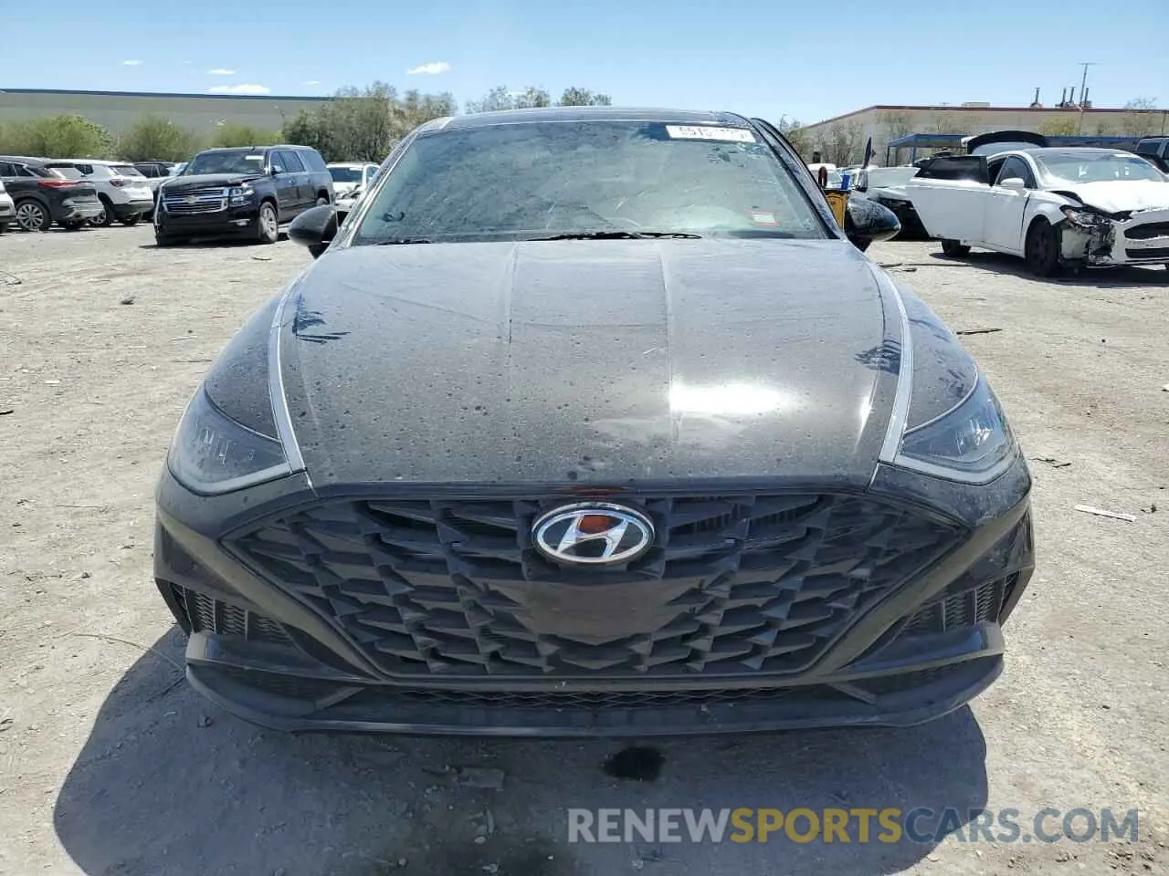 5 Photograph of a damaged car 5NPEJ4J21NH136352 HYUNDAI SONATA 2022
