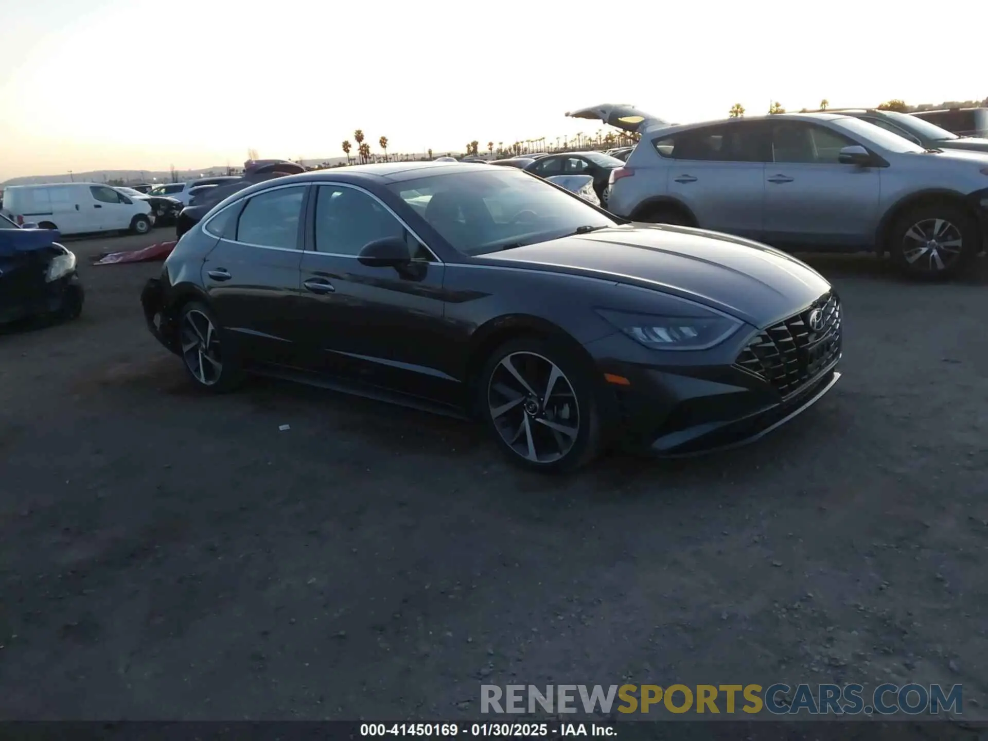 1 Photograph of a damaged car 5NPEJ4J21NH140238 HYUNDAI SONATA 2022