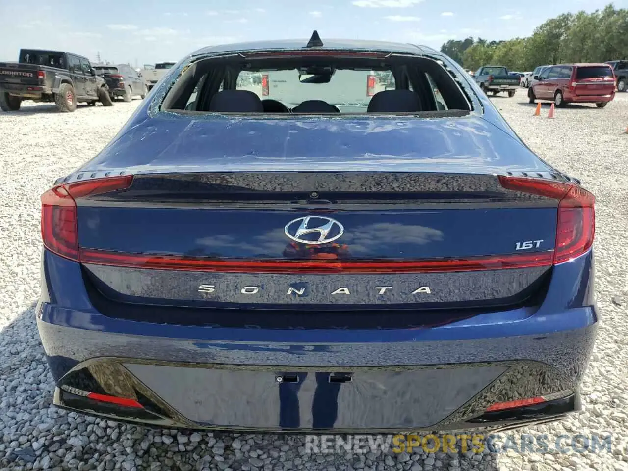 6 Photograph of a damaged car 5NPEJ4J25NH148875 HYUNDAI SONATA 2022