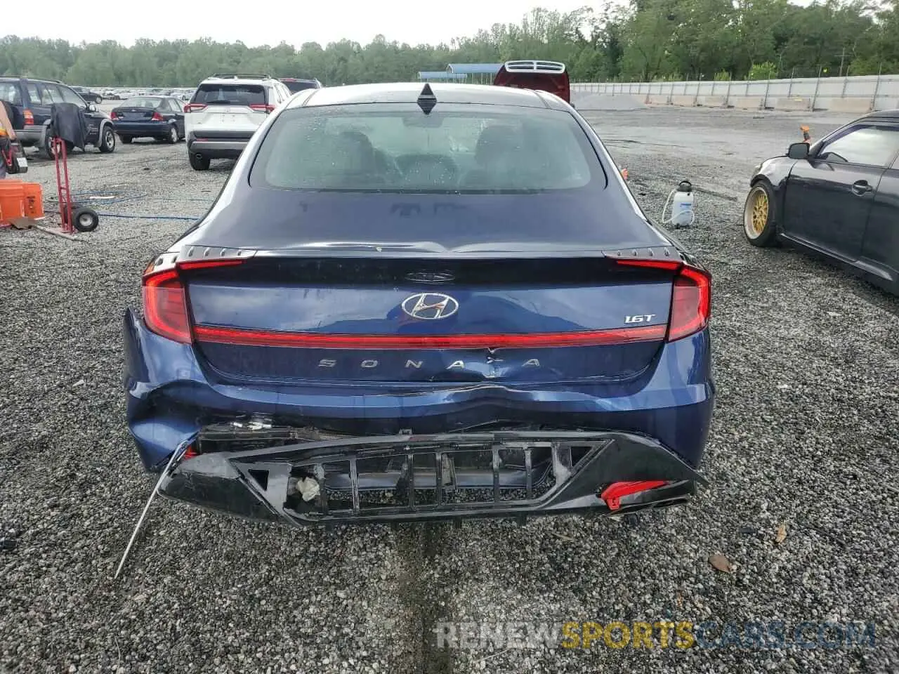 6 Photograph of a damaged car 5NPEJ4J27NH150126 HYUNDAI SONATA 2022