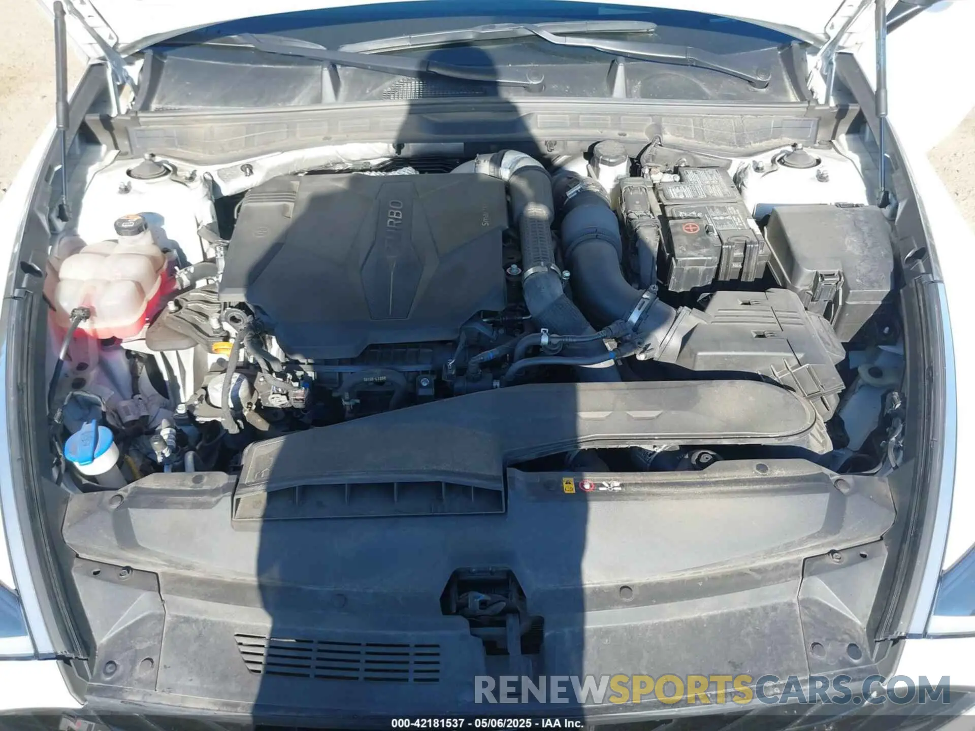 10 Photograph of a damaged car 5NPEK4JC8NH143272 HYUNDAI SONATA 2022