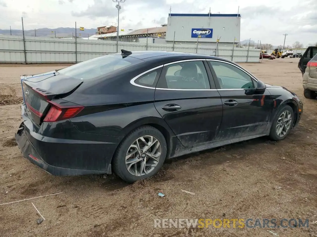 3 Photograph of a damaged car KMHL14JA4NA218772 HYUNDAI SONATA 2022