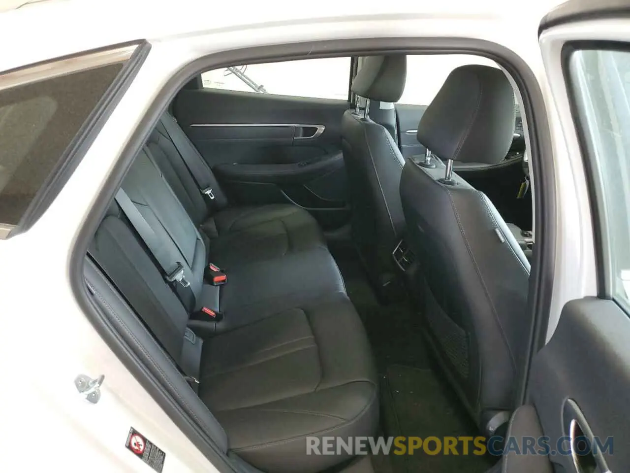 10 Photograph of a damaged car KMHL34J25NA180777 HYUNDAI SONATA 2022