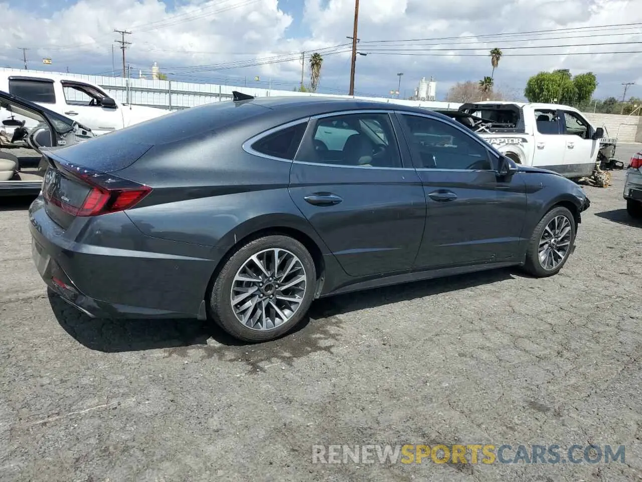 3 Photograph of a damaged car KMHL34J2XNA178913 HYUNDAI SONATA 2022