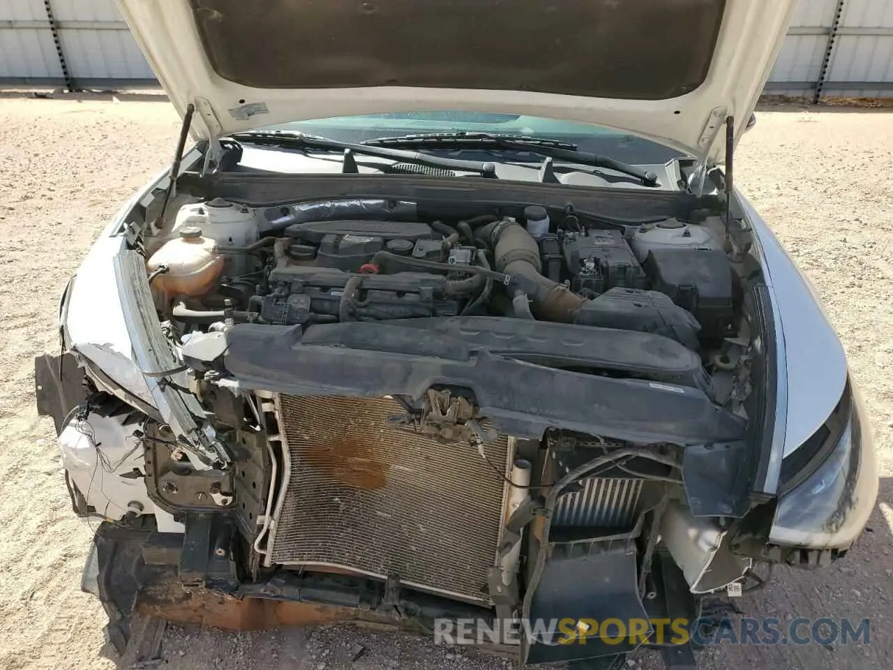 11 Photograph of a damaged car KMHL44J25NA227738 HYUNDAI SONATA 2022