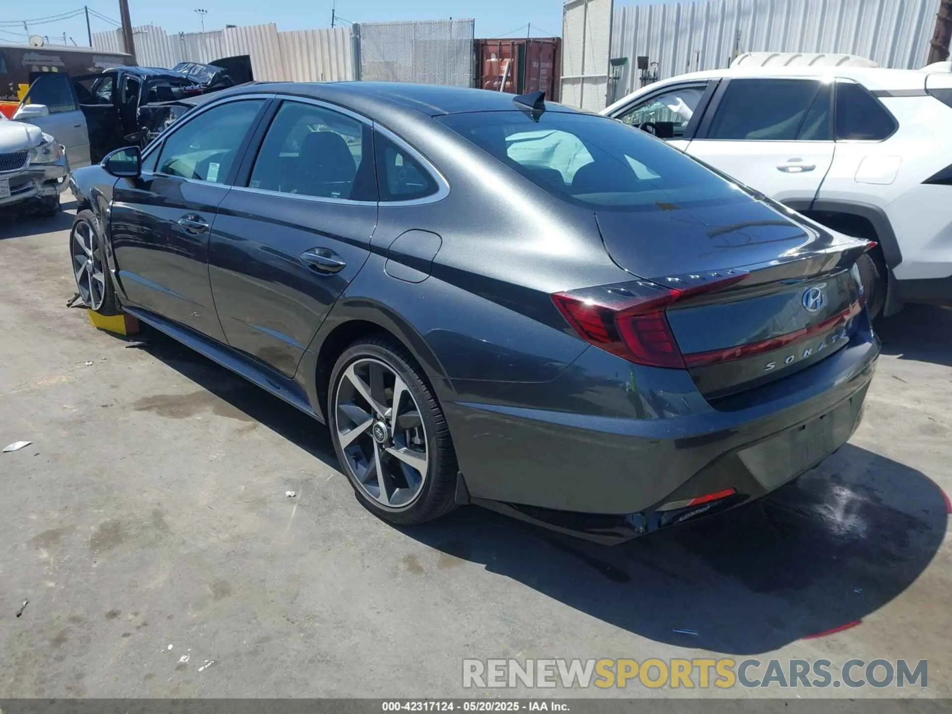 3 Photograph of a damaged car KMHL44J28NA235994 HYUNDAI SONATA 2022