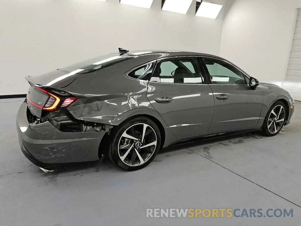 3 Photograph of a damaged car KMHL44J28NA239611 HYUNDAI SONATA 2022