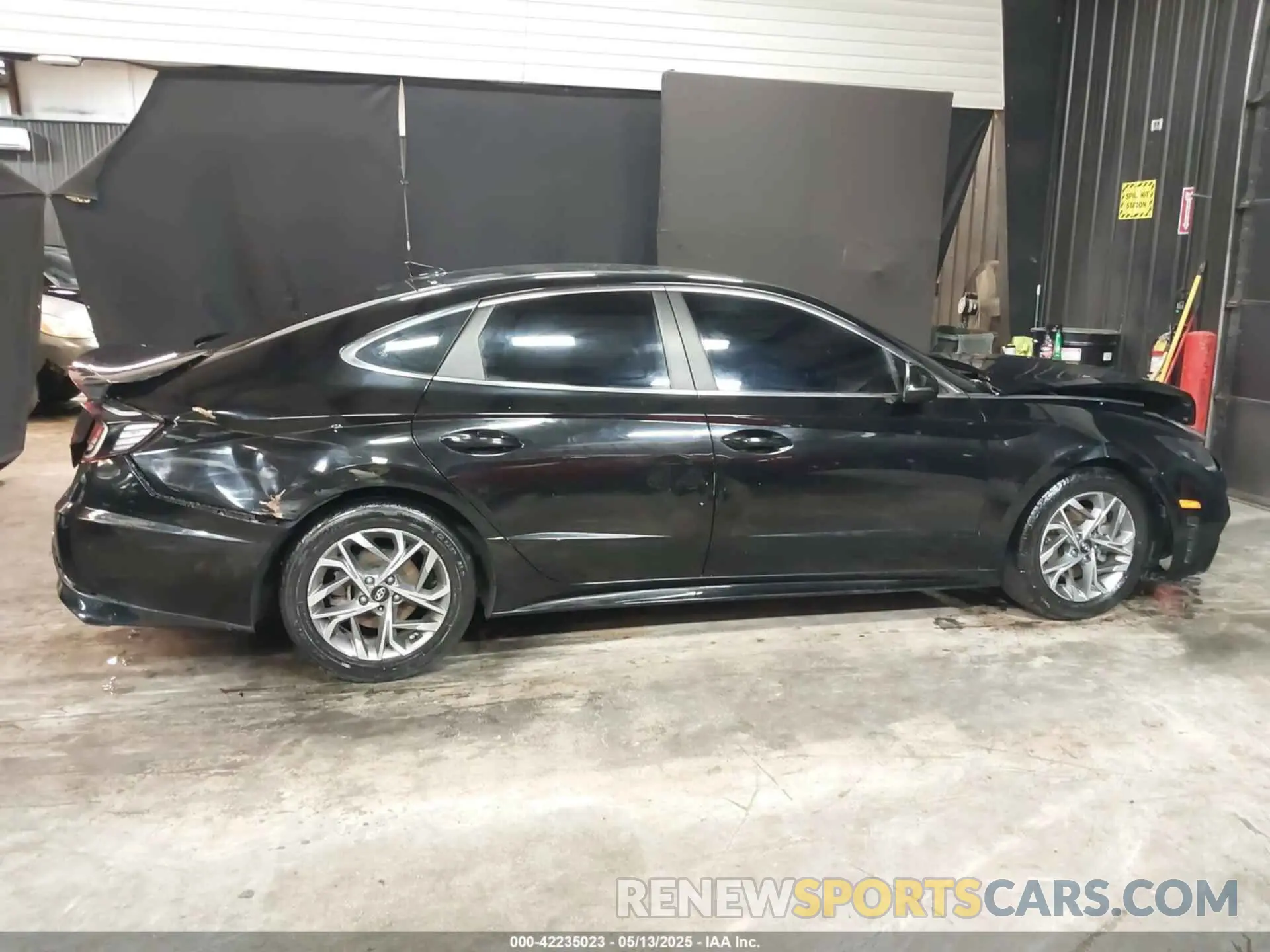 14 Photograph of a damaged car KMHL64JA2NA219131 HYUNDAI SONATA 2022