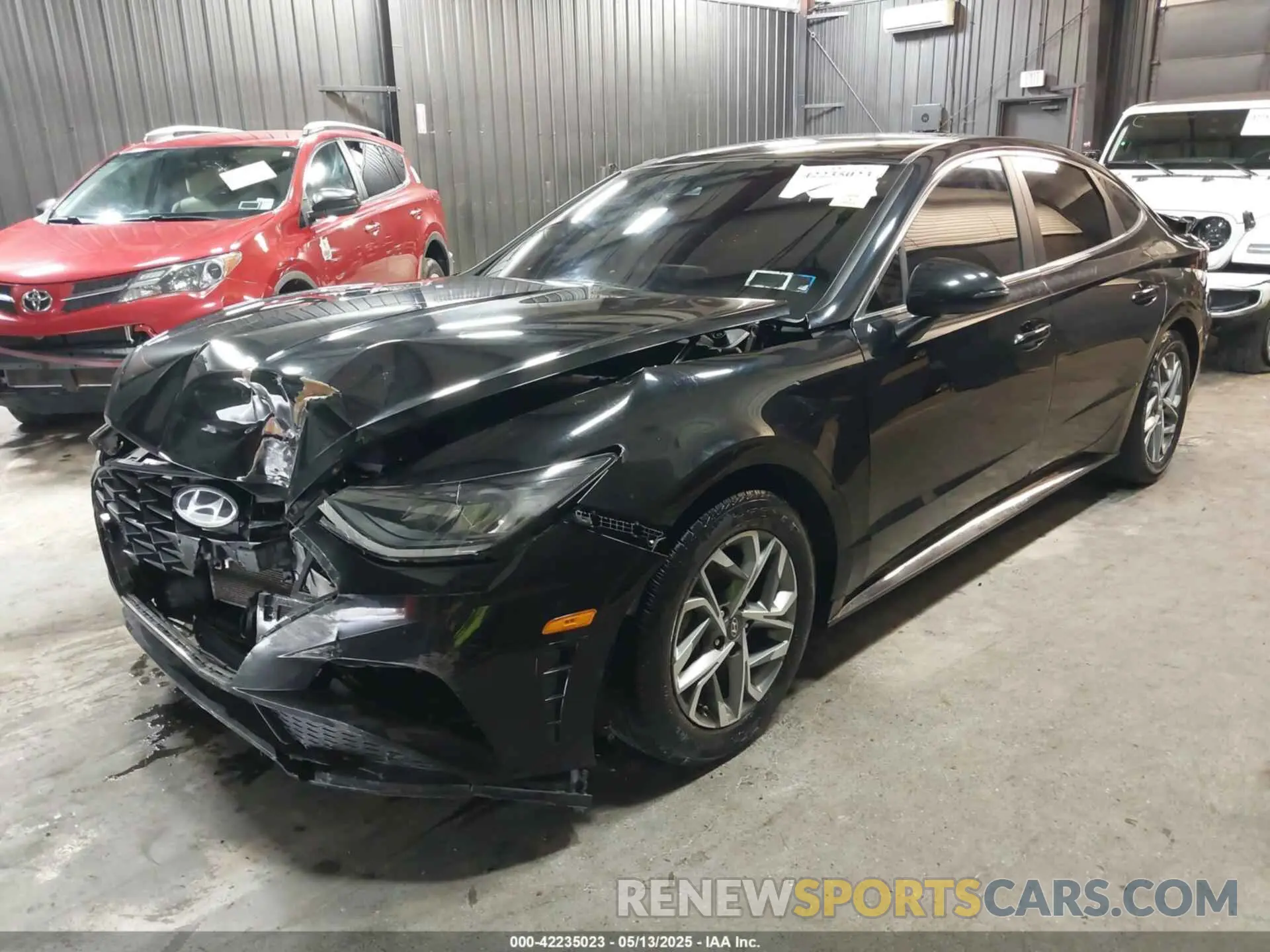 2 Photograph of a damaged car KMHL64JA2NA219131 HYUNDAI SONATA 2022