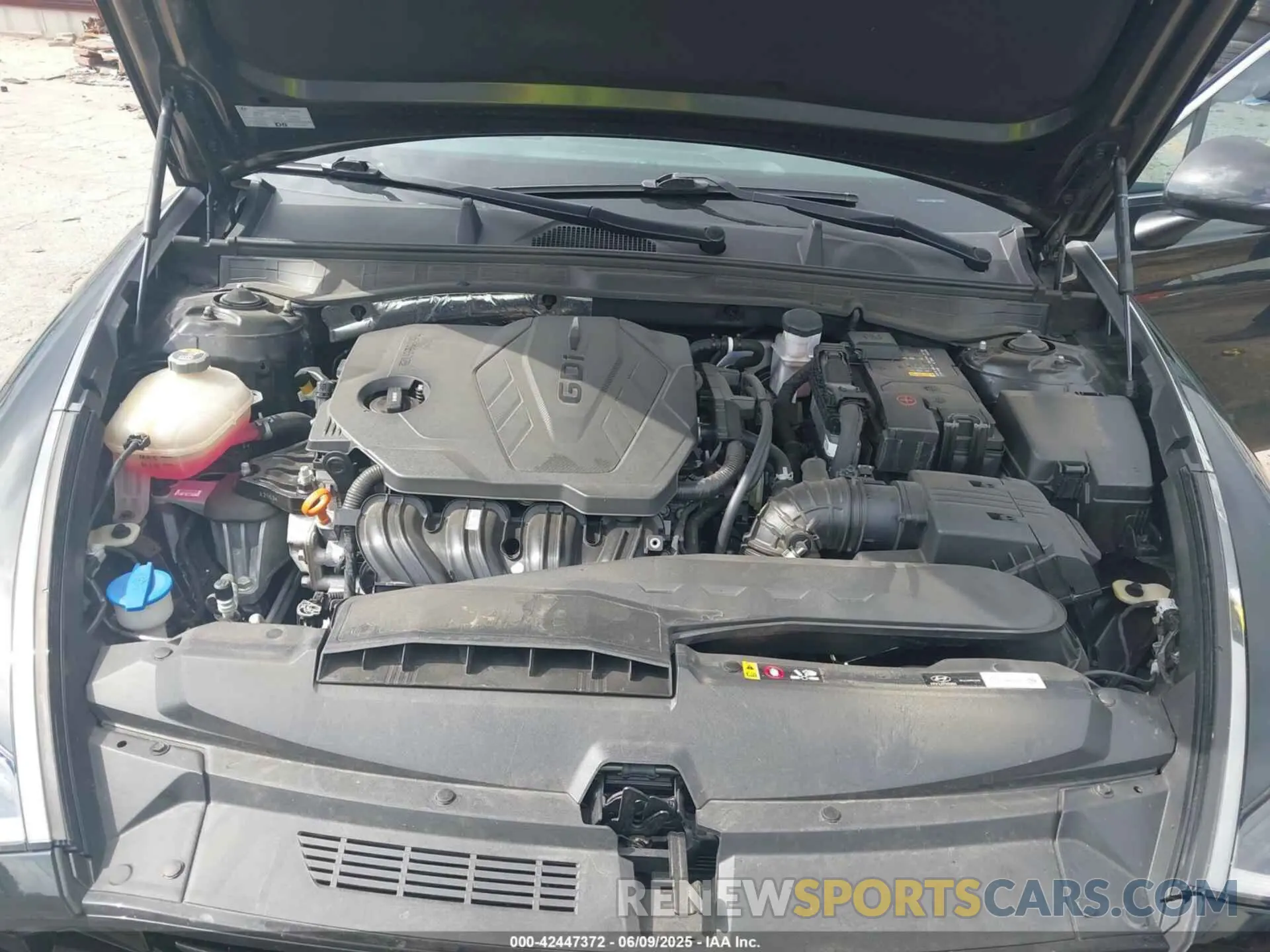 10 Photograph of a damaged car KMHL64JA5NA236991 HYUNDAI SONATA 2022