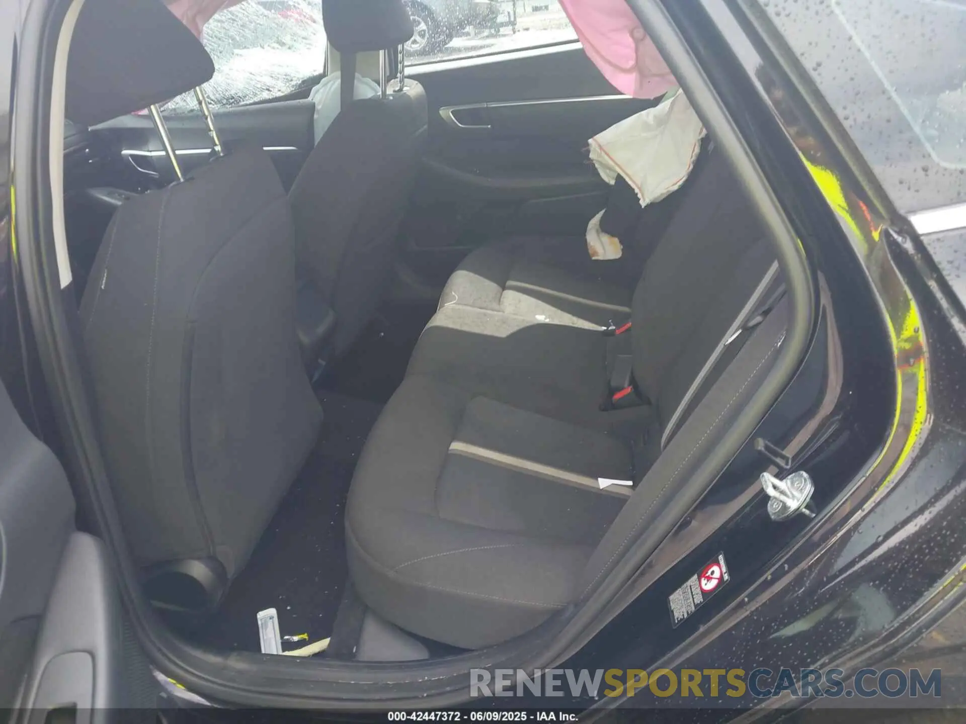 8 Photograph of a damaged car KMHL64JA5NA236991 HYUNDAI SONATA 2022