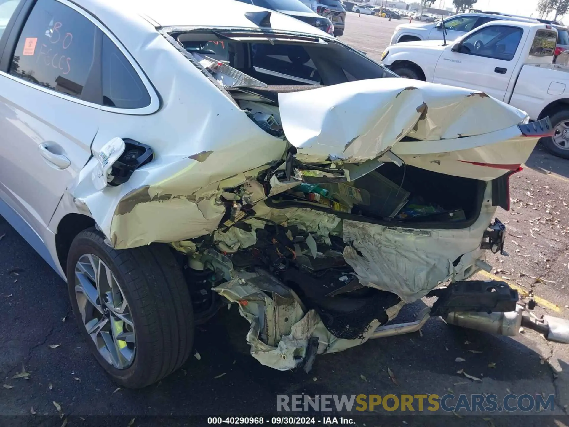 16 Photograph of a damaged car KMHL64JA7NA215155 HYUNDAI SONATA 2022