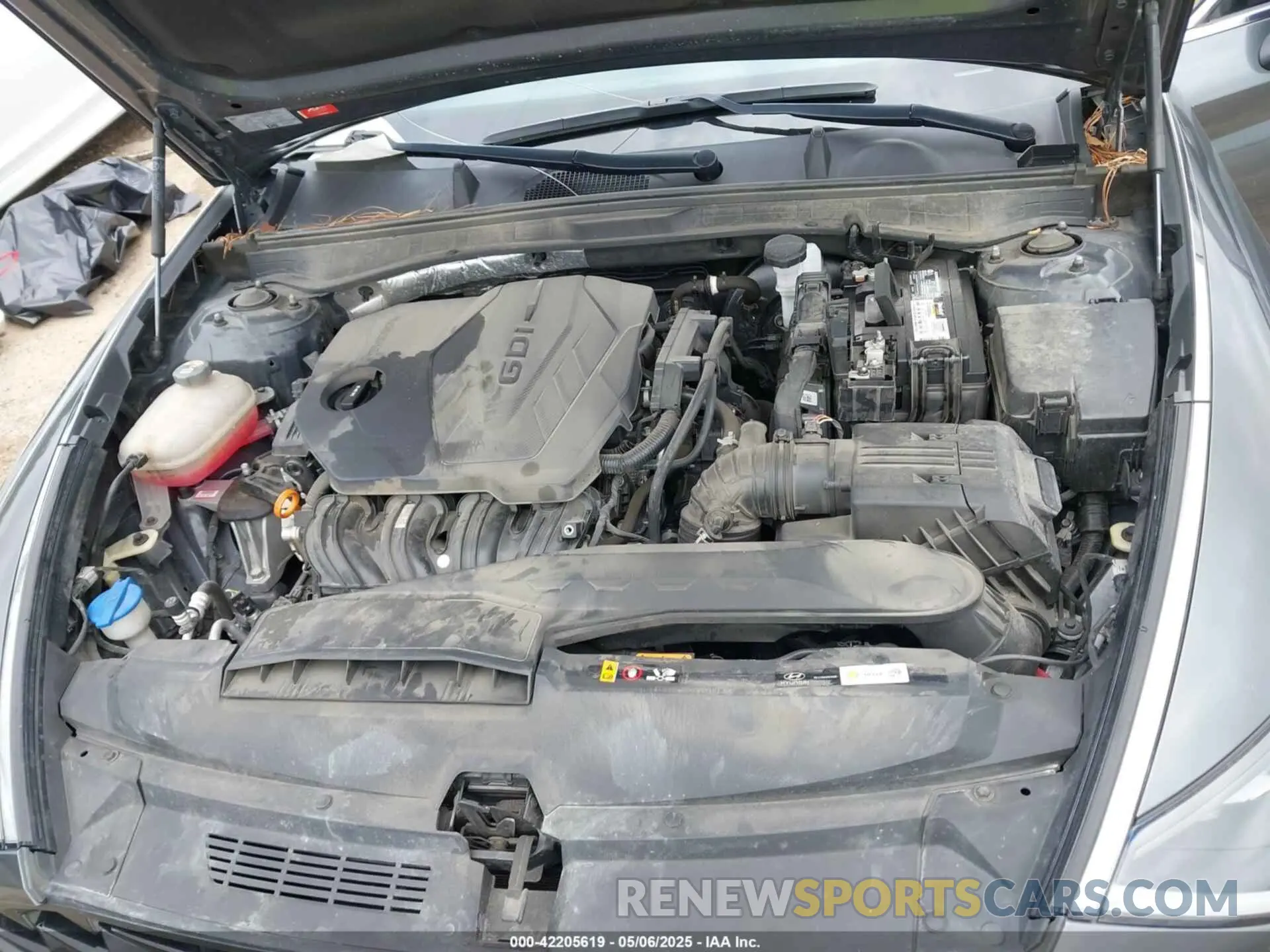 10 Photograph of a damaged car KMHL64JAXNA215344 HYUNDAI SONATA 2022