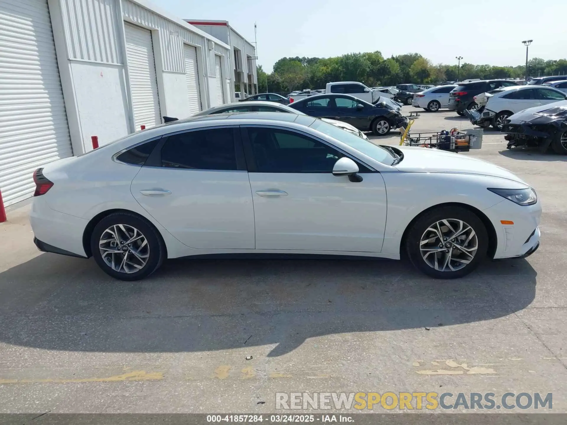 13 Photograph of a damaged car KMHL14JA1PA289933 HYUNDAI SONATA 2023