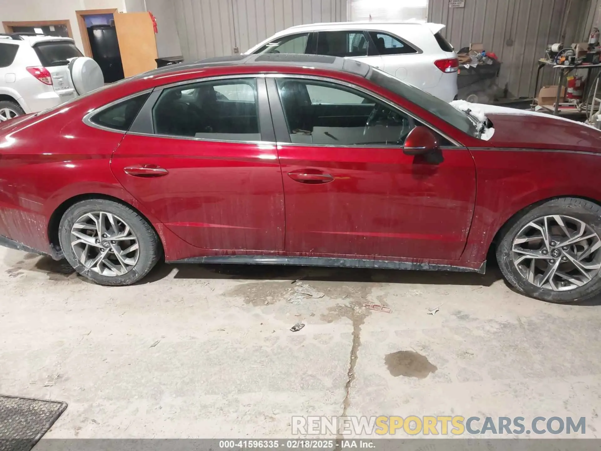 13 Photograph of a damaged car KMHL14JA2PA276432 HYUNDAI SONATA 2023