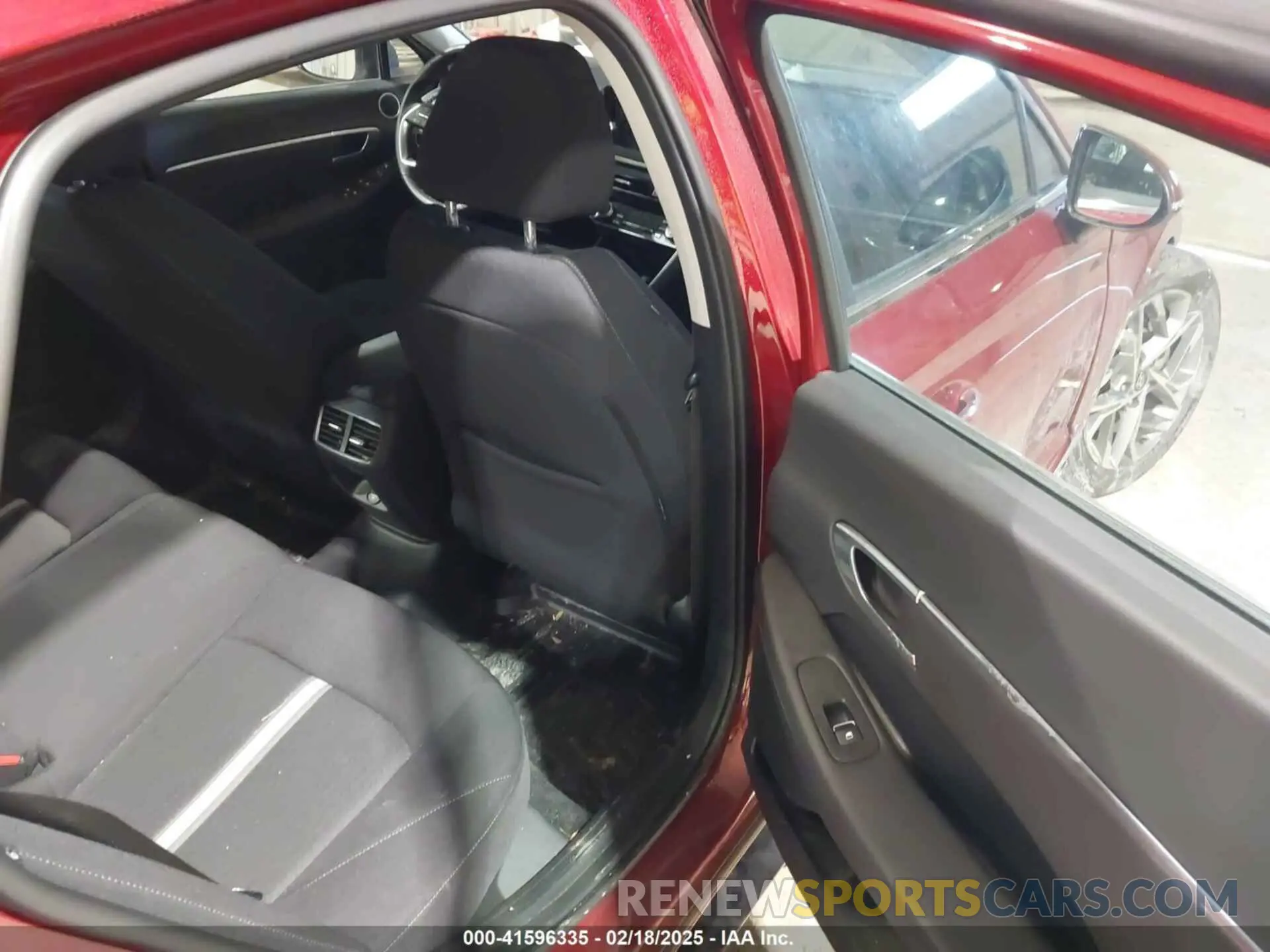 8 Photograph of a damaged car KMHL14JA2PA276432 HYUNDAI SONATA 2023