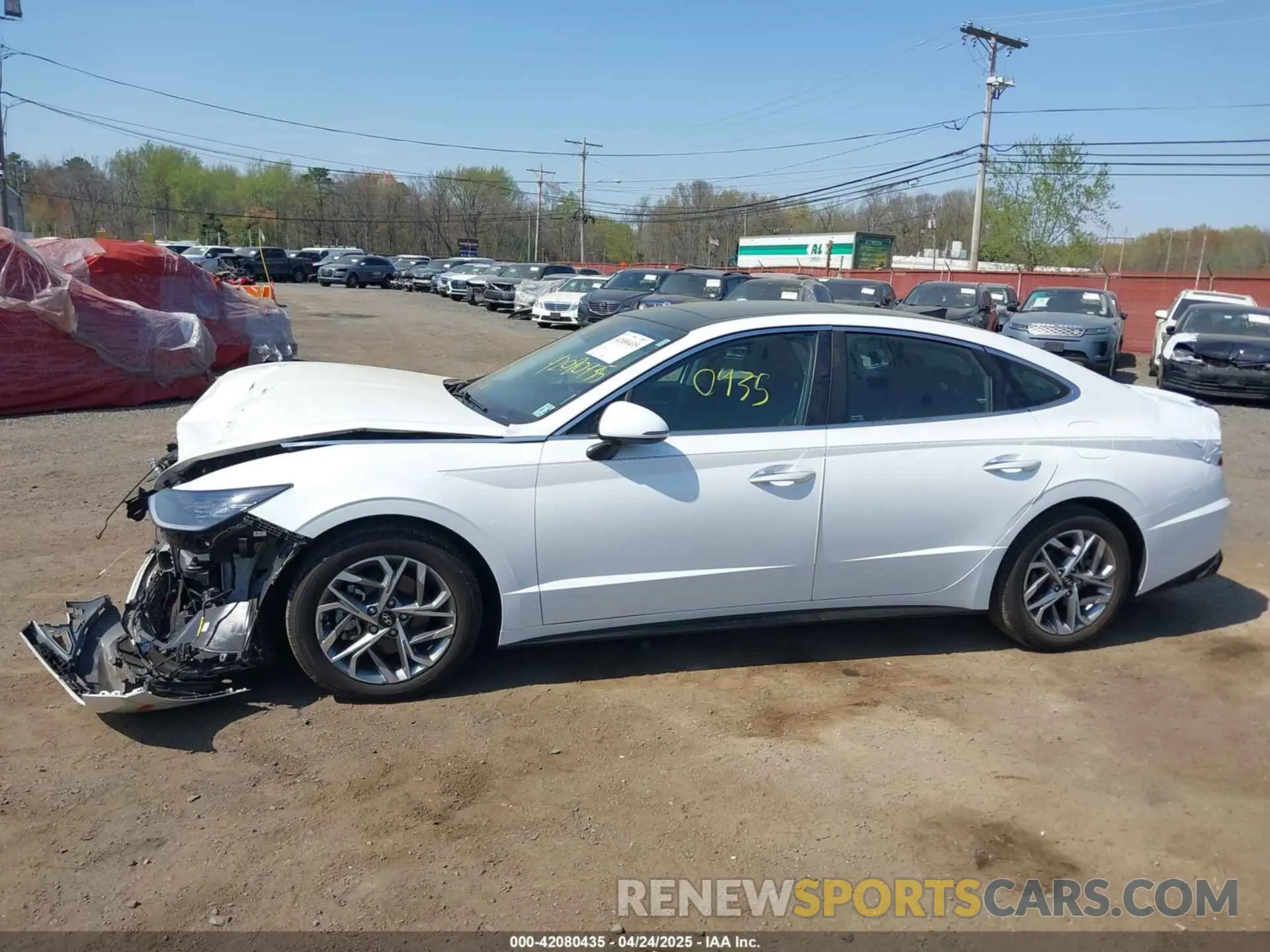 17 Photograph of a damaged car KMHL14JA4PA304084 HYUNDAI SONATA 2023