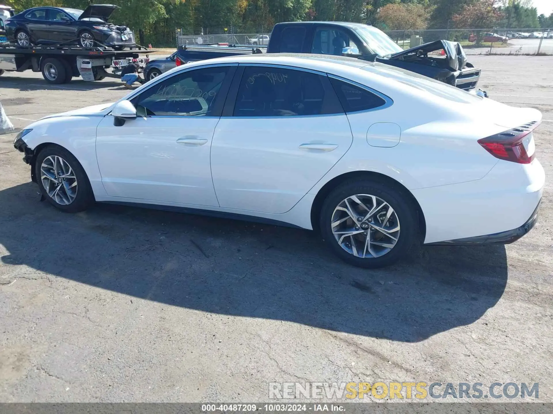 15 Photograph of a damaged car KMHL14JA5PA282628 HYUNDAI SONATA 2023